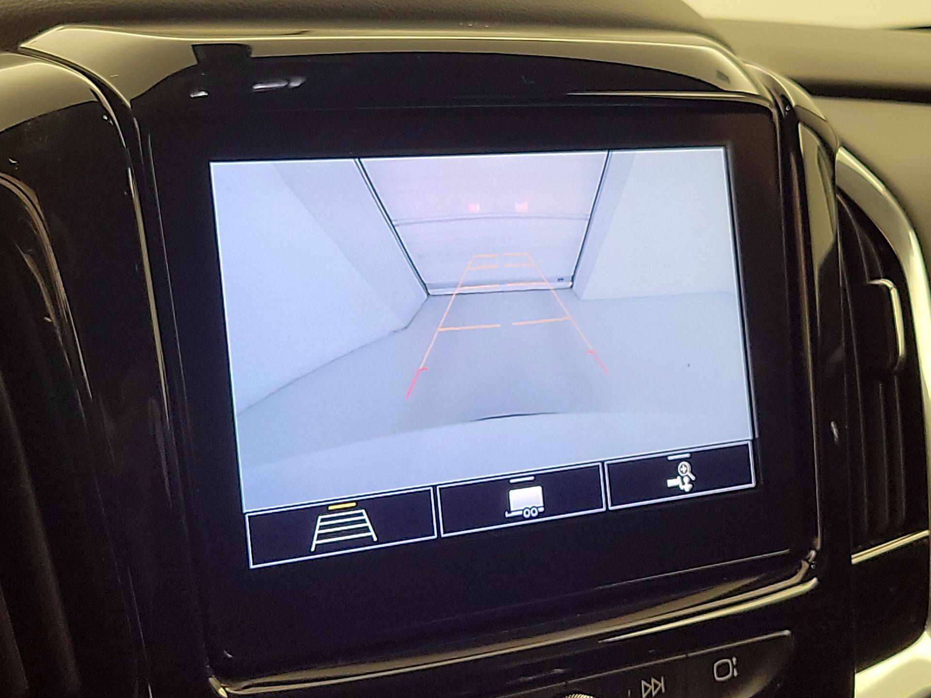 Thumbnail: 2020 Chevrolet Traverse - 14