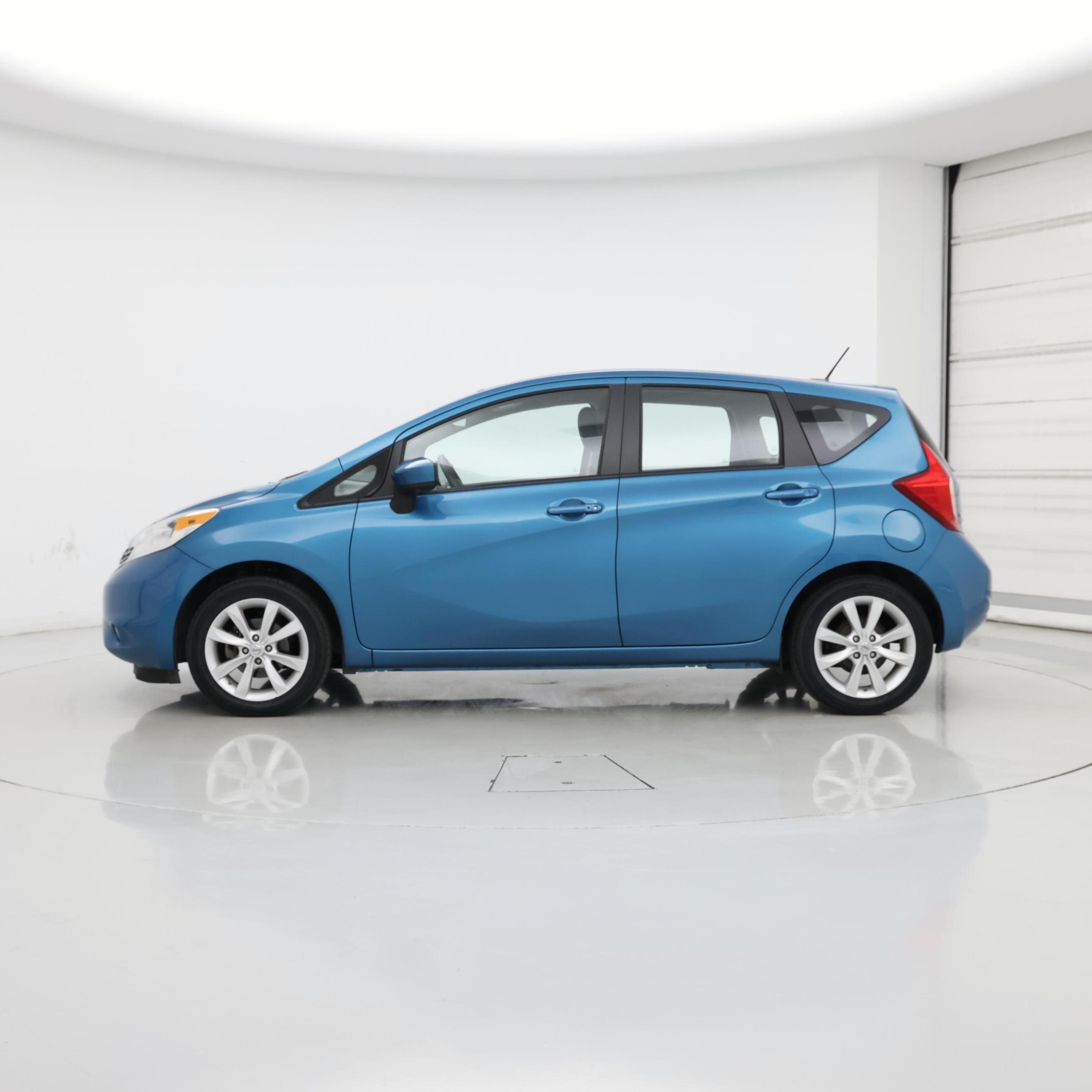 Thumbnail: 2016 Nissan Versa Note - 3