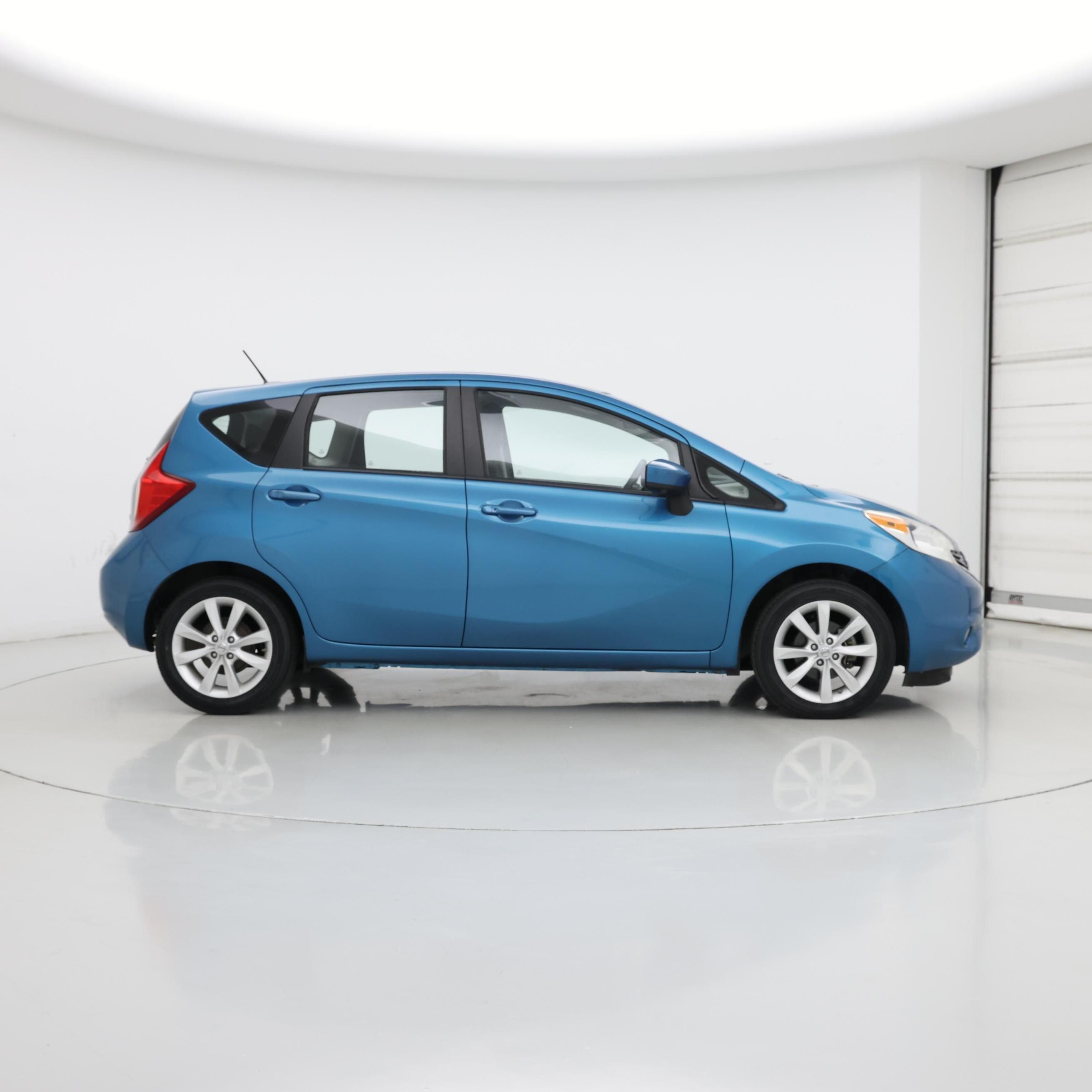Thumbnail: 2016 Nissan Versa Note - 7