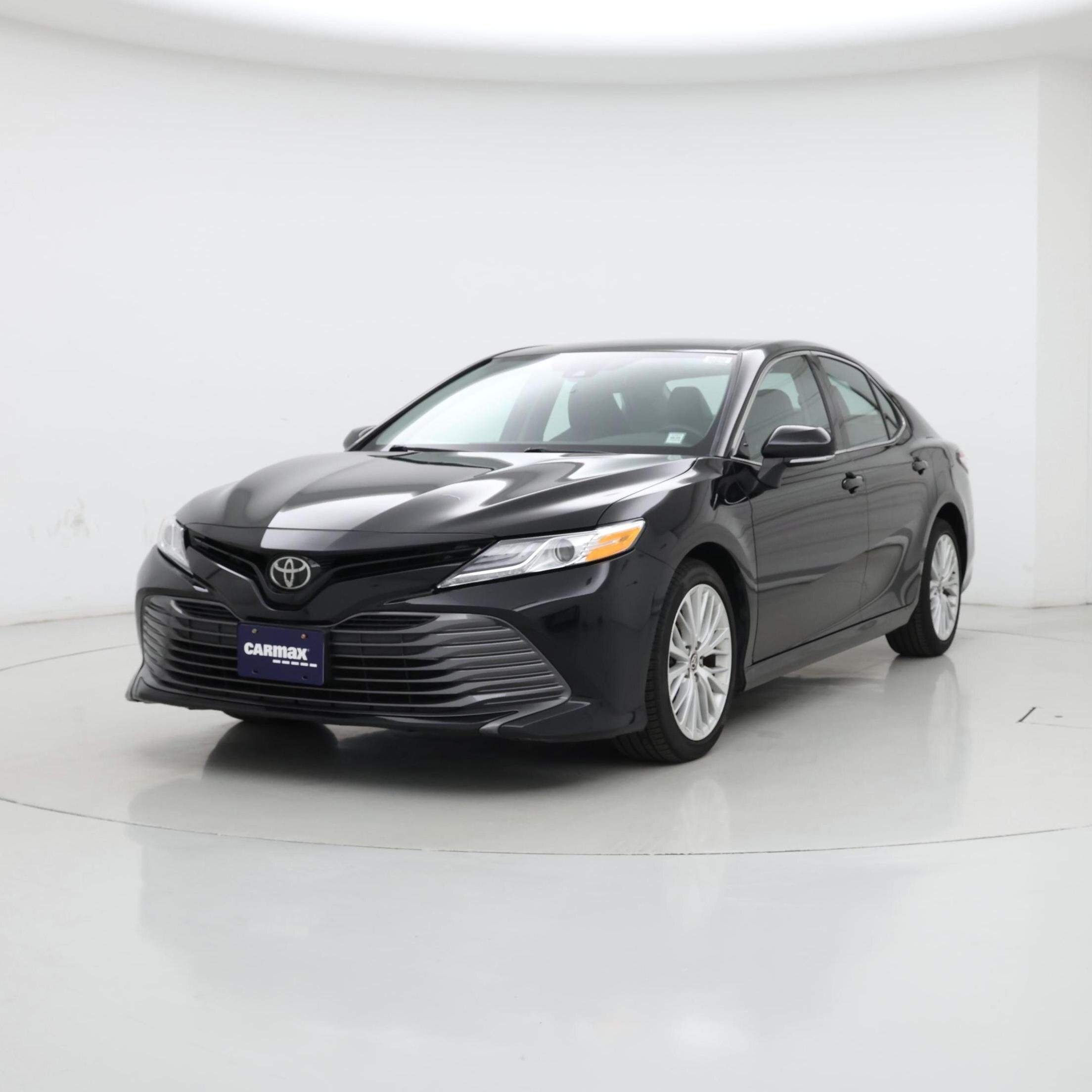 Thumbnail: 2020 Toyota Camry - 4