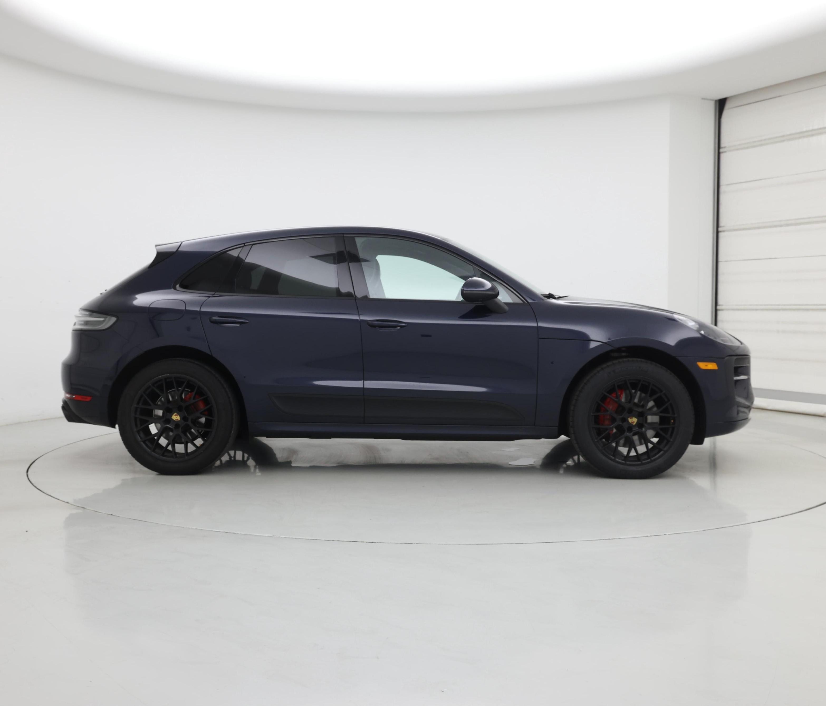 Thumbnail: 2021 Porsche Macan - 7