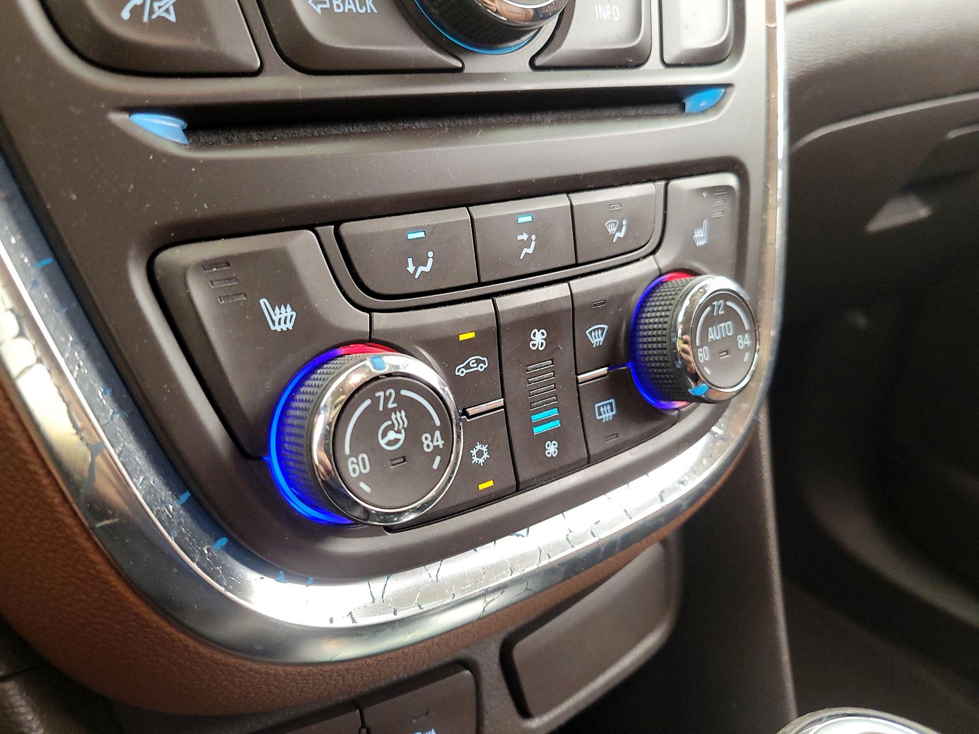 Thumbnail: 2015 Buick Encore - 17