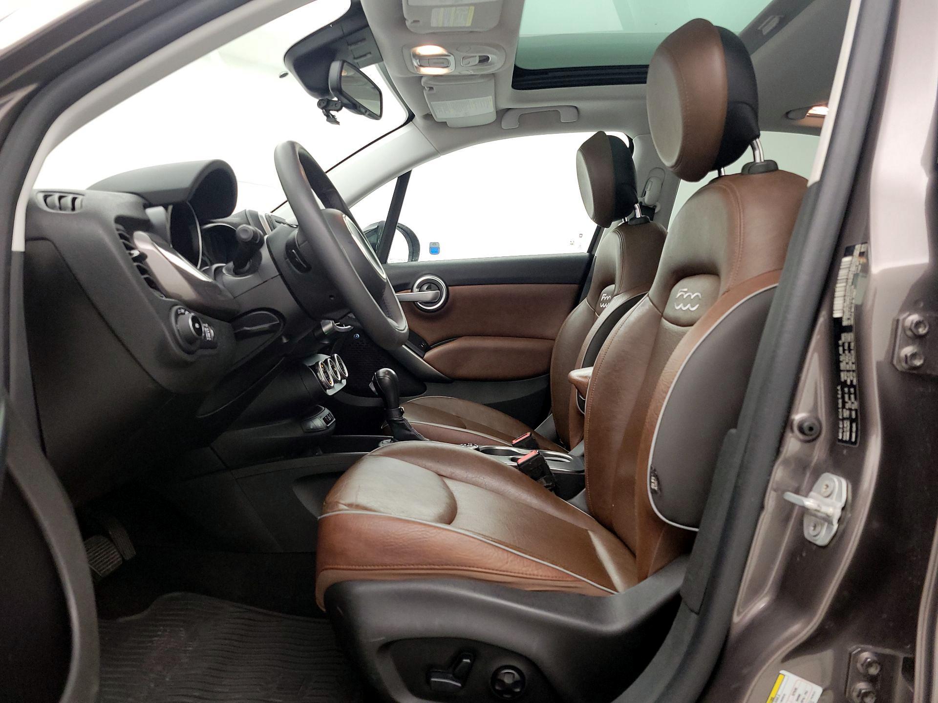 Thumbnail: 2016 Fiat 500X - 11