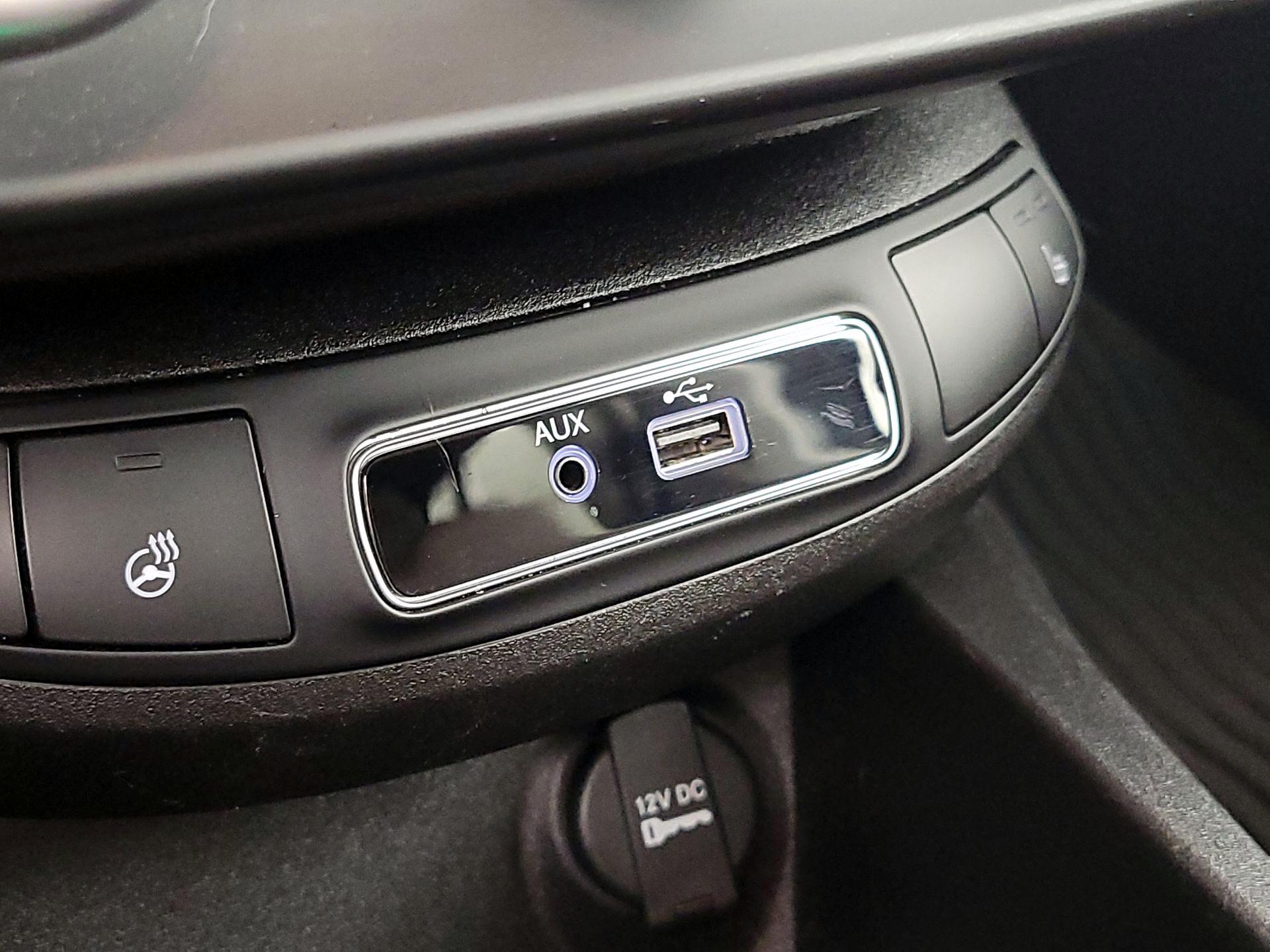 Thumbnail: 2016 Fiat 500X - 19