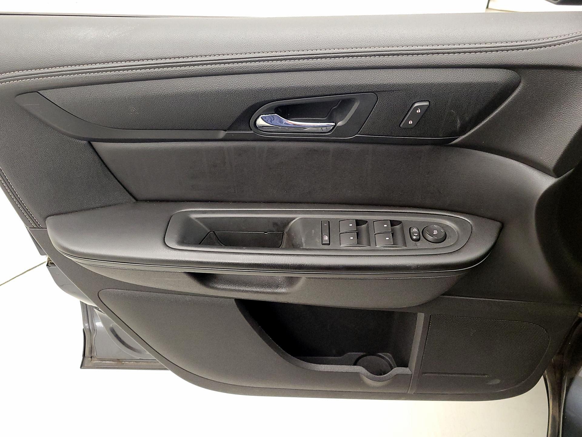Thumbnail: 2014 GMC Acadia - 12