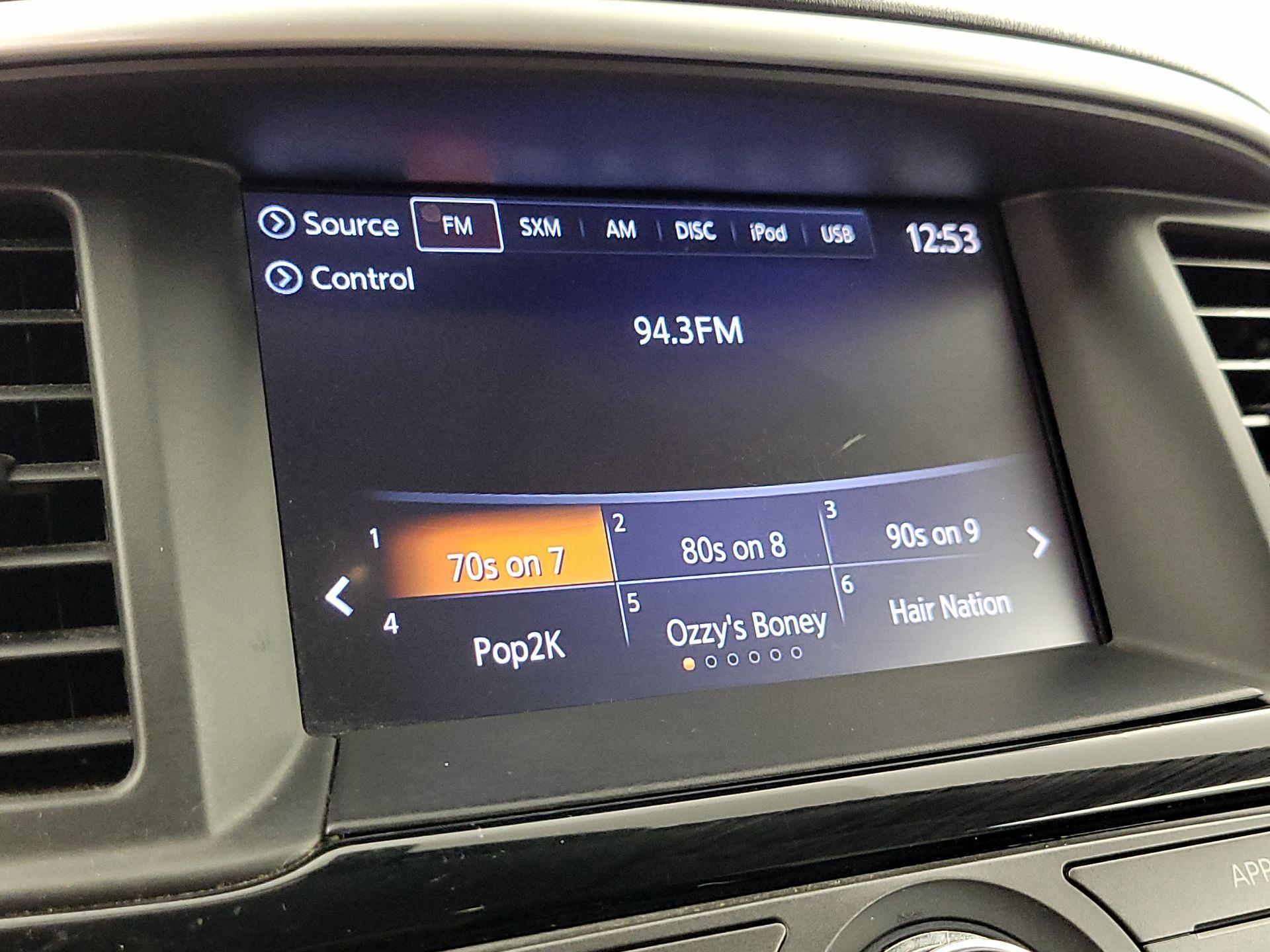 Thumbnail: 2017 Nissan Pathfinder - 15