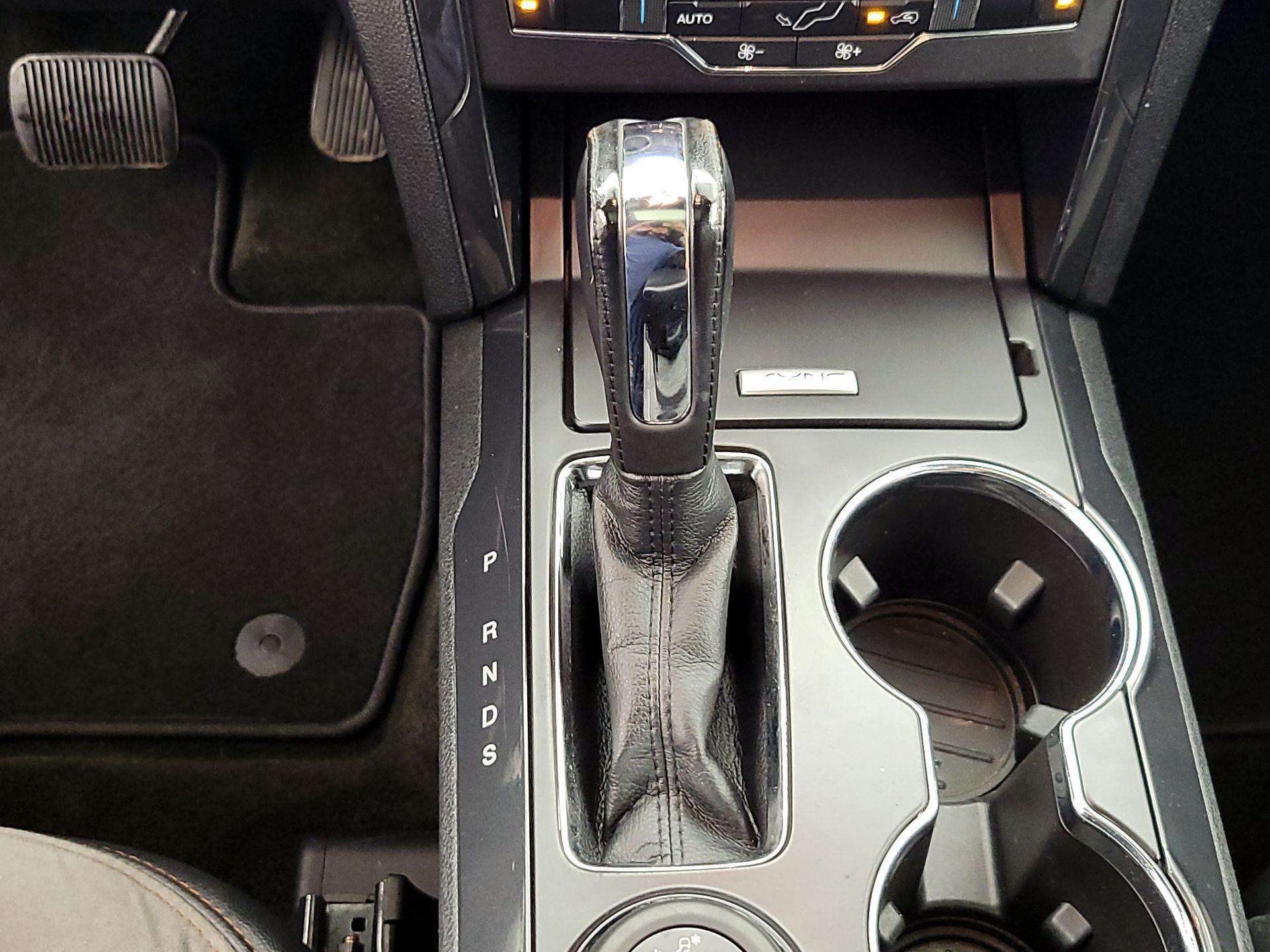 Thumbnail: 2017 Ford Explorer - 18