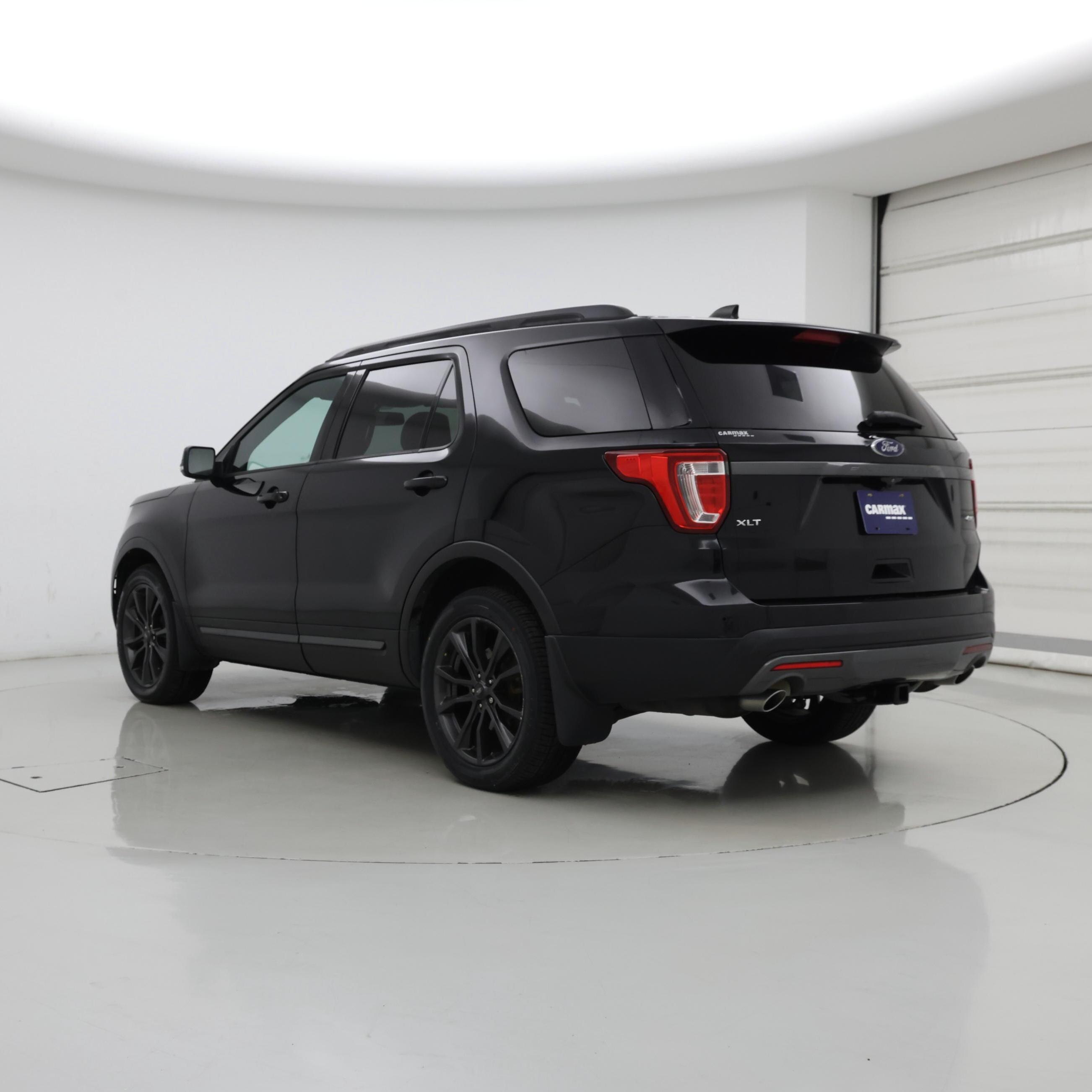 Thumbnail: 2017 Ford Explorer - 2