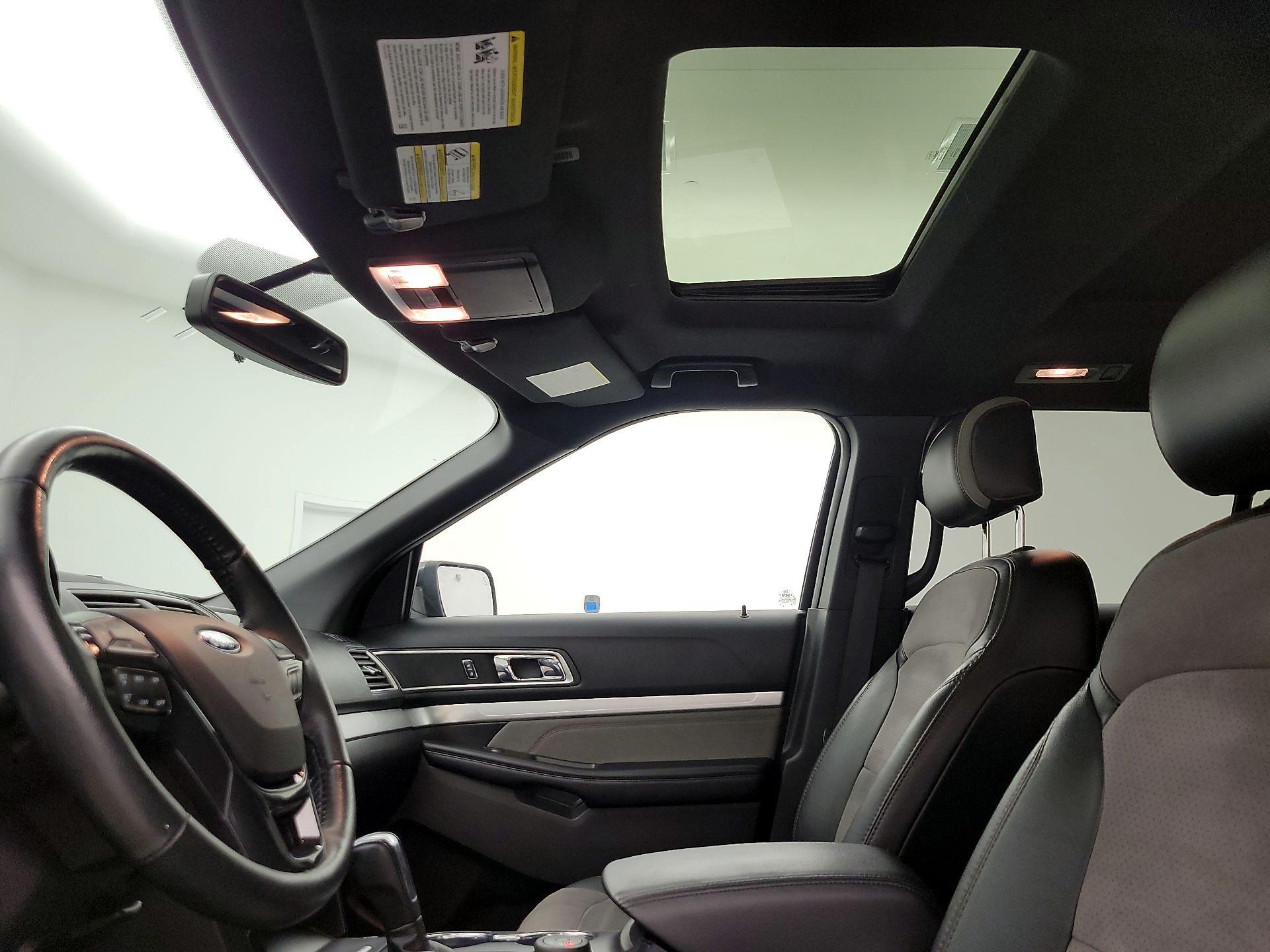 Thumbnail: 2017 Ford Explorer - 20