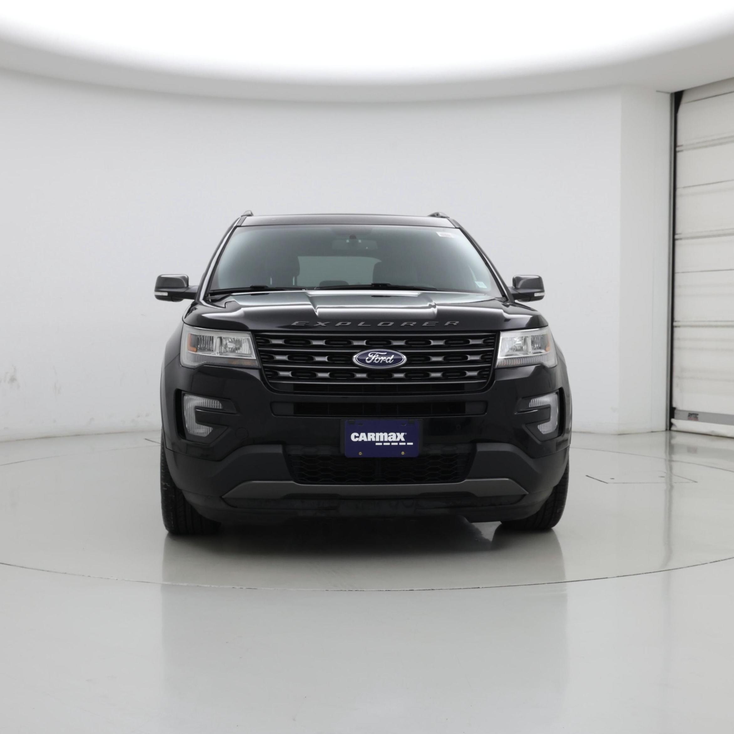 Thumbnail: 2017 Ford Explorer - 5