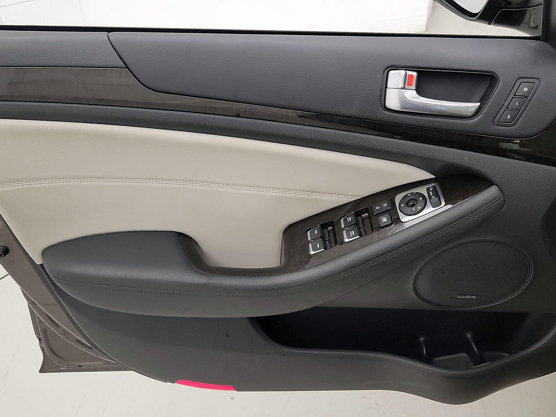 Thumbnail: 2014 Kia Cadenza - 12