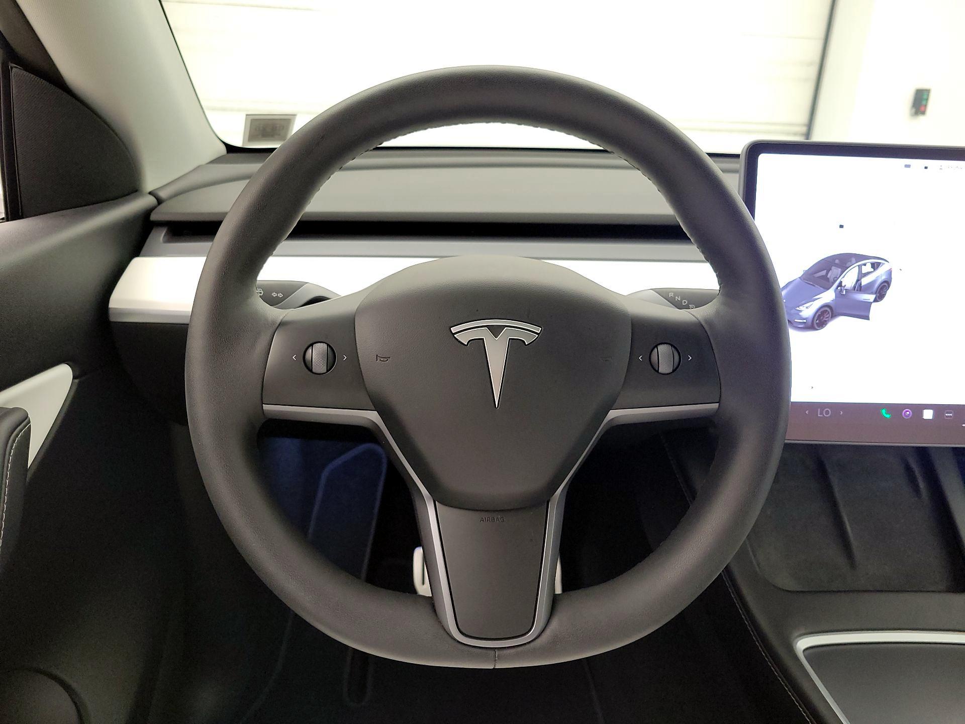 Thumbnail: 2022 Tesla Model Y - 10