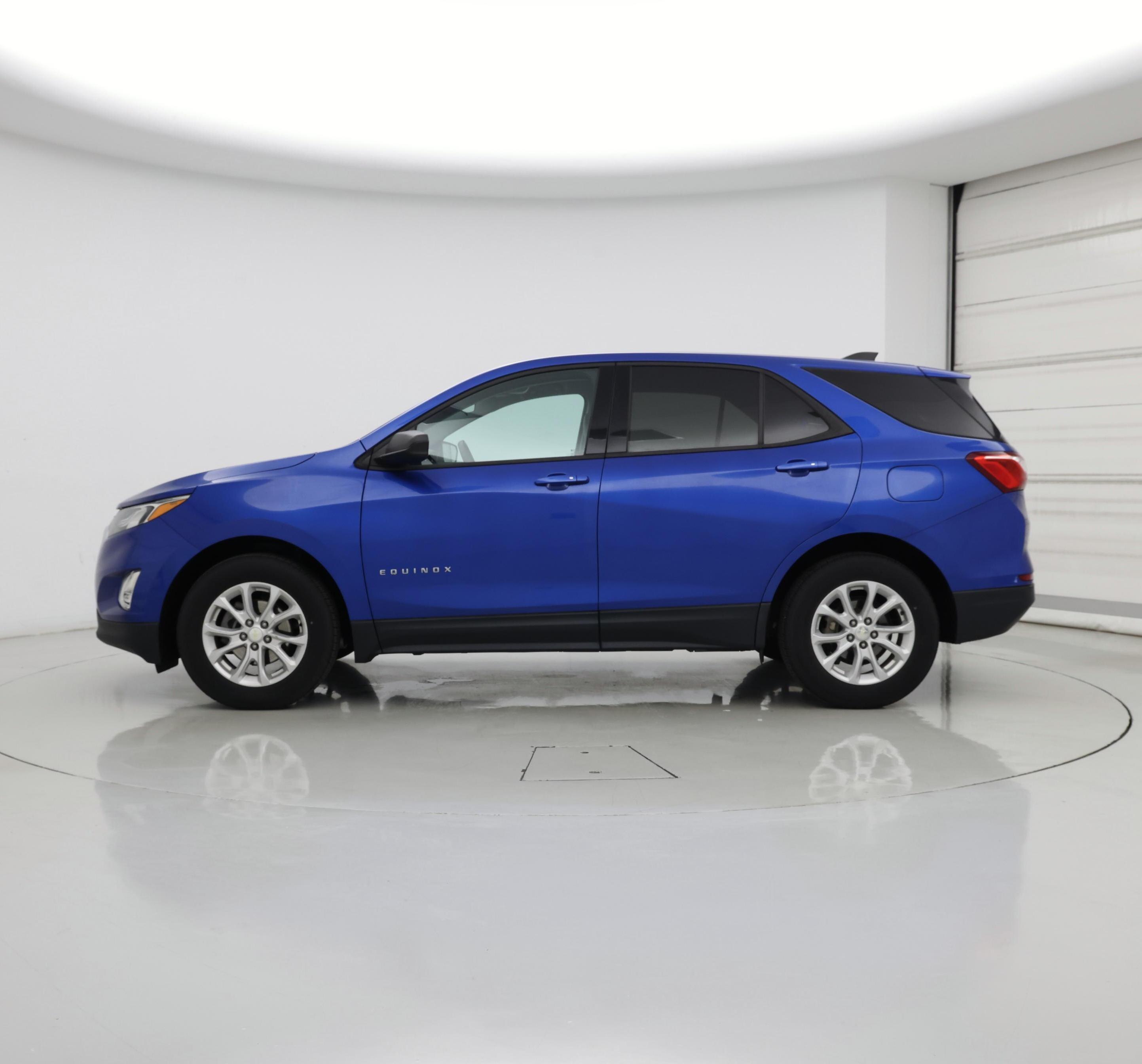 Thumbnail: 2019 Chevrolet Equinox - 3