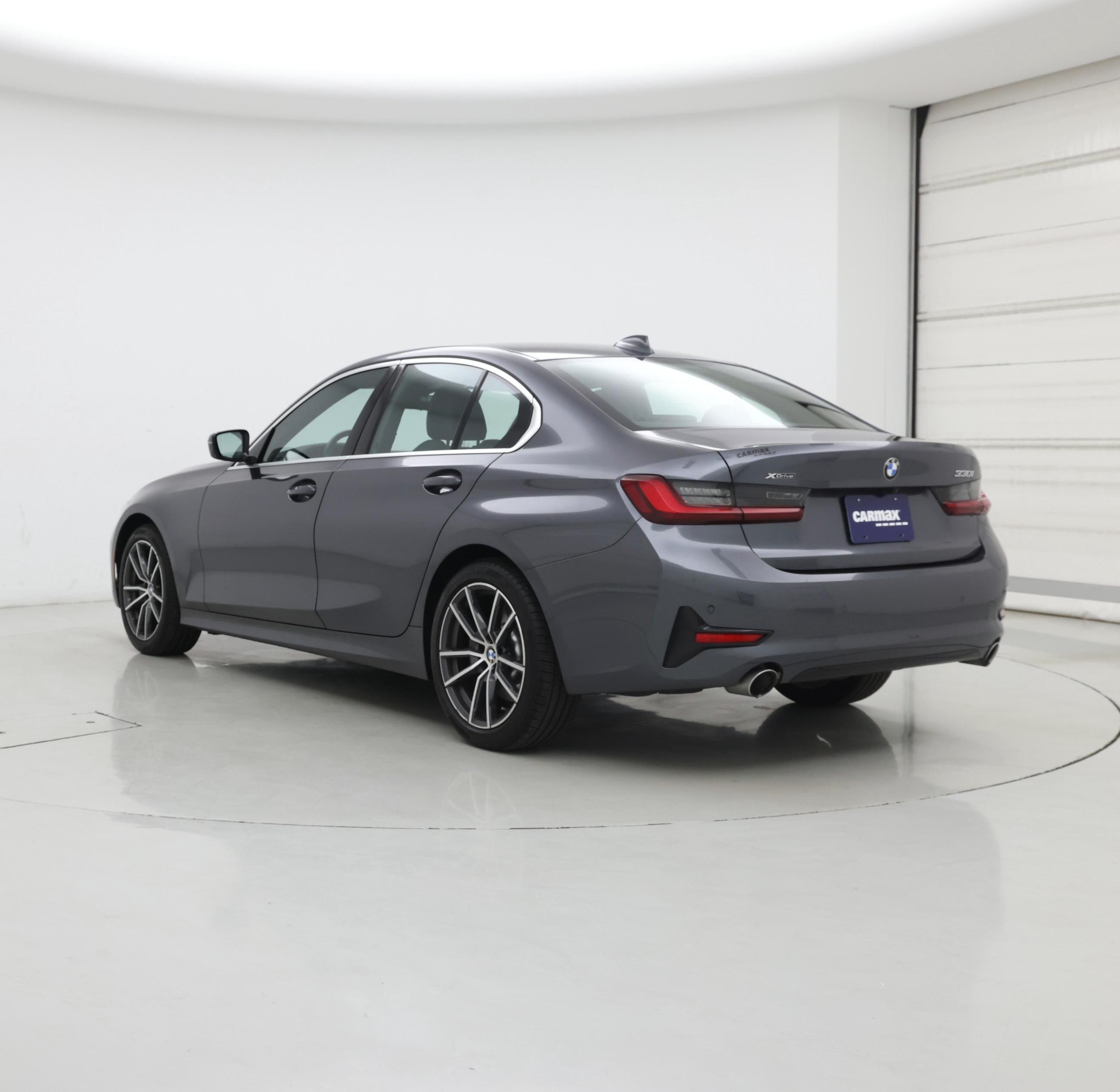Thumbnail: 2022 BMW 3 Series - 2