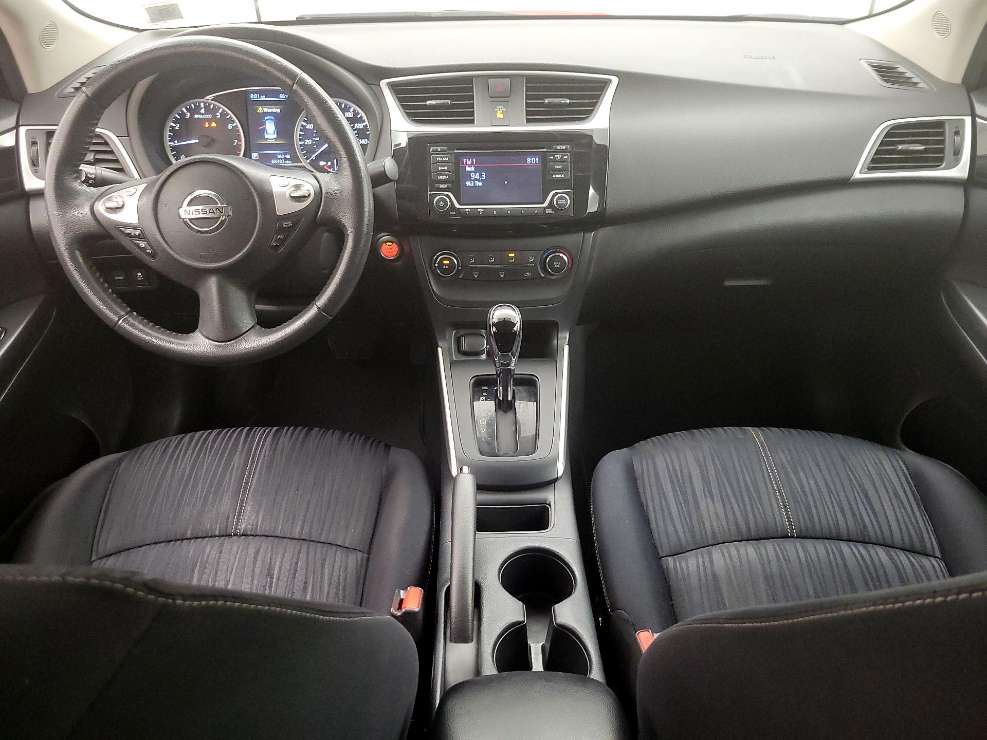 Thumbnail: 2016 Nissan Sentra - 9