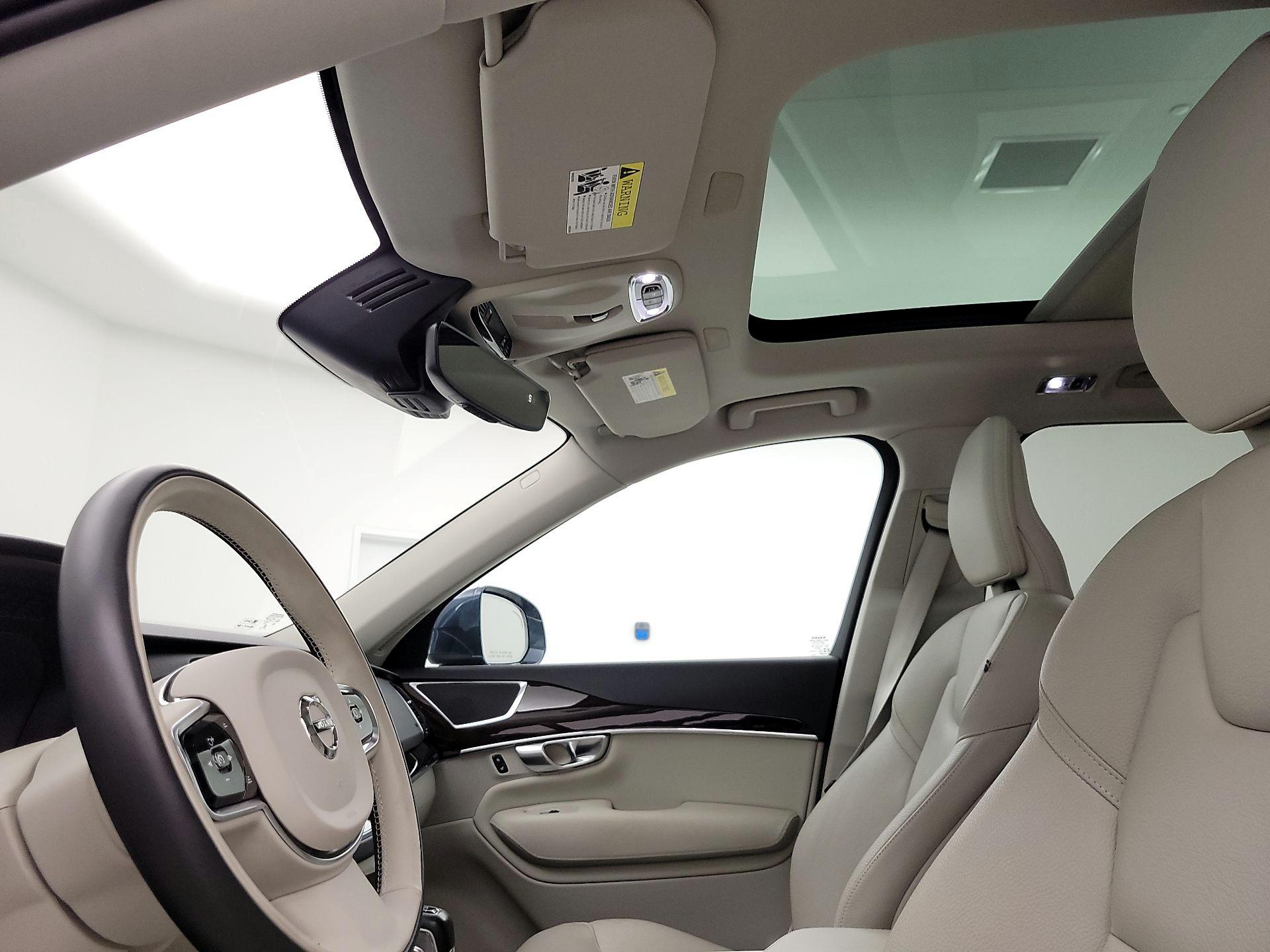 Thumbnail: 2019 Volvo XC90 - 20