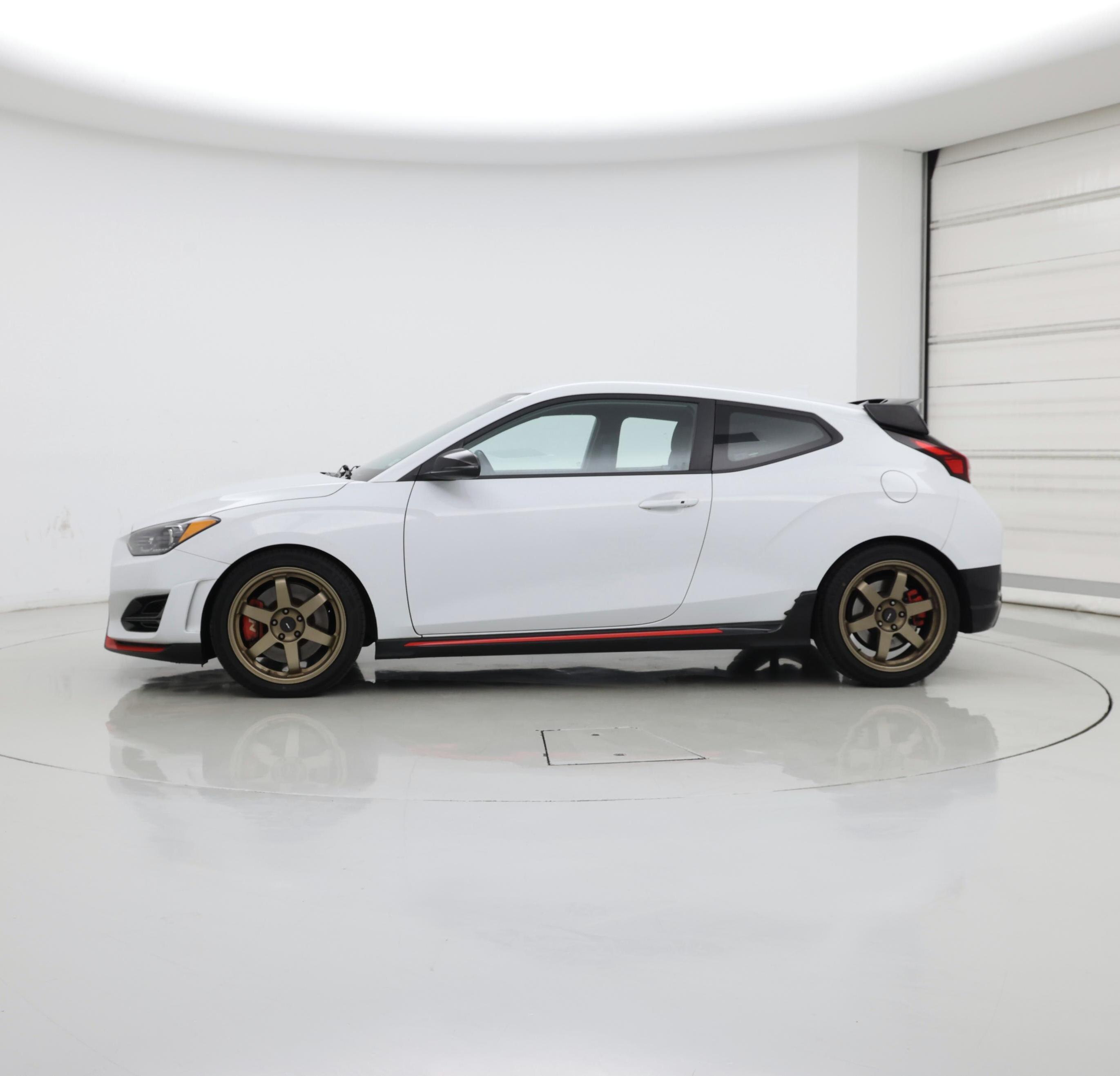 Thumbnail: 2020 Hyundai Veloster - 3