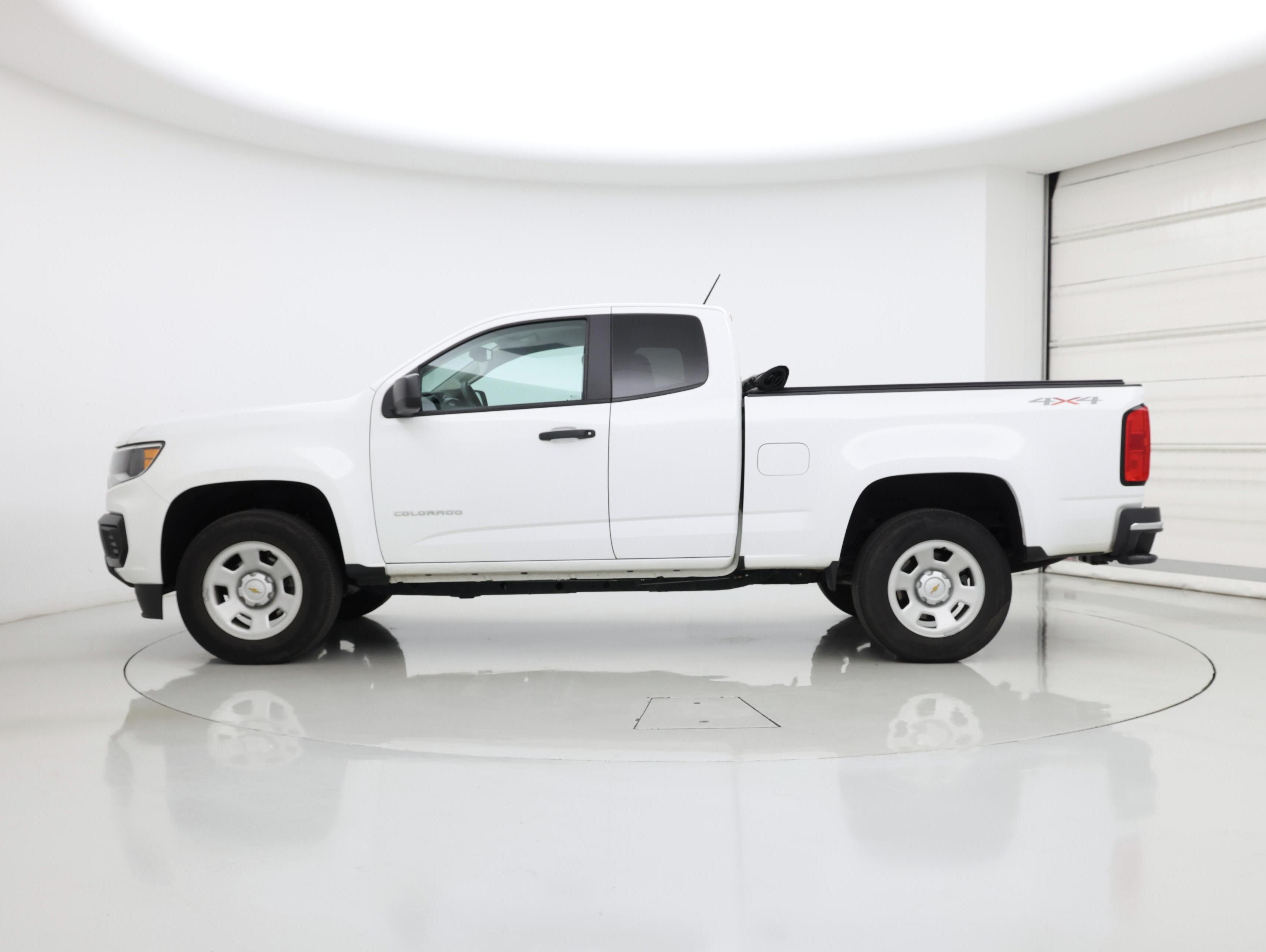 Thumbnail: 2021 Chevrolet Colorado - 3