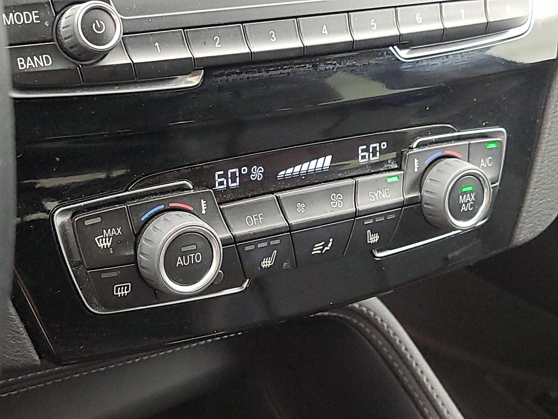 Thumbnail: 2021 BMW X1 - 17