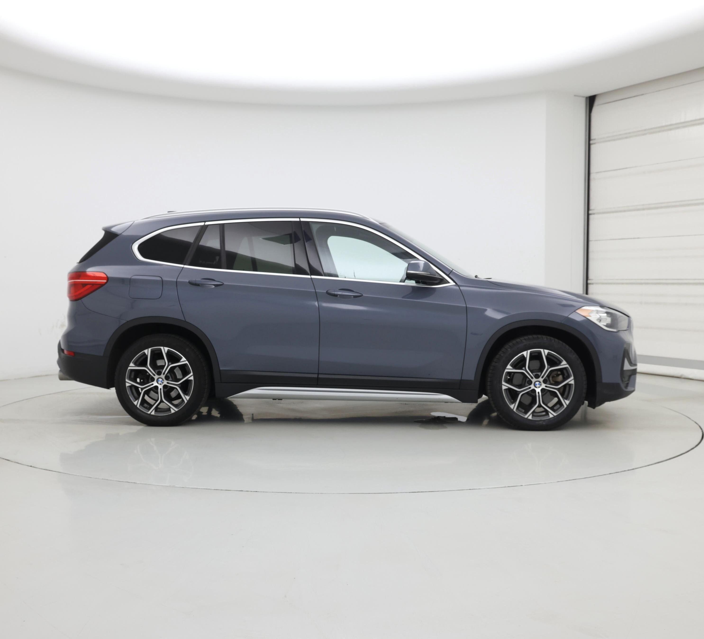 Thumbnail: 2021 BMW X1 - 7
