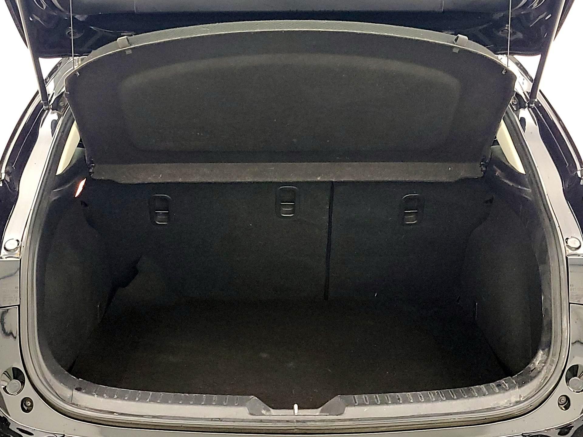 Thumbnail: 2018 Mazda Mazda3 - 20