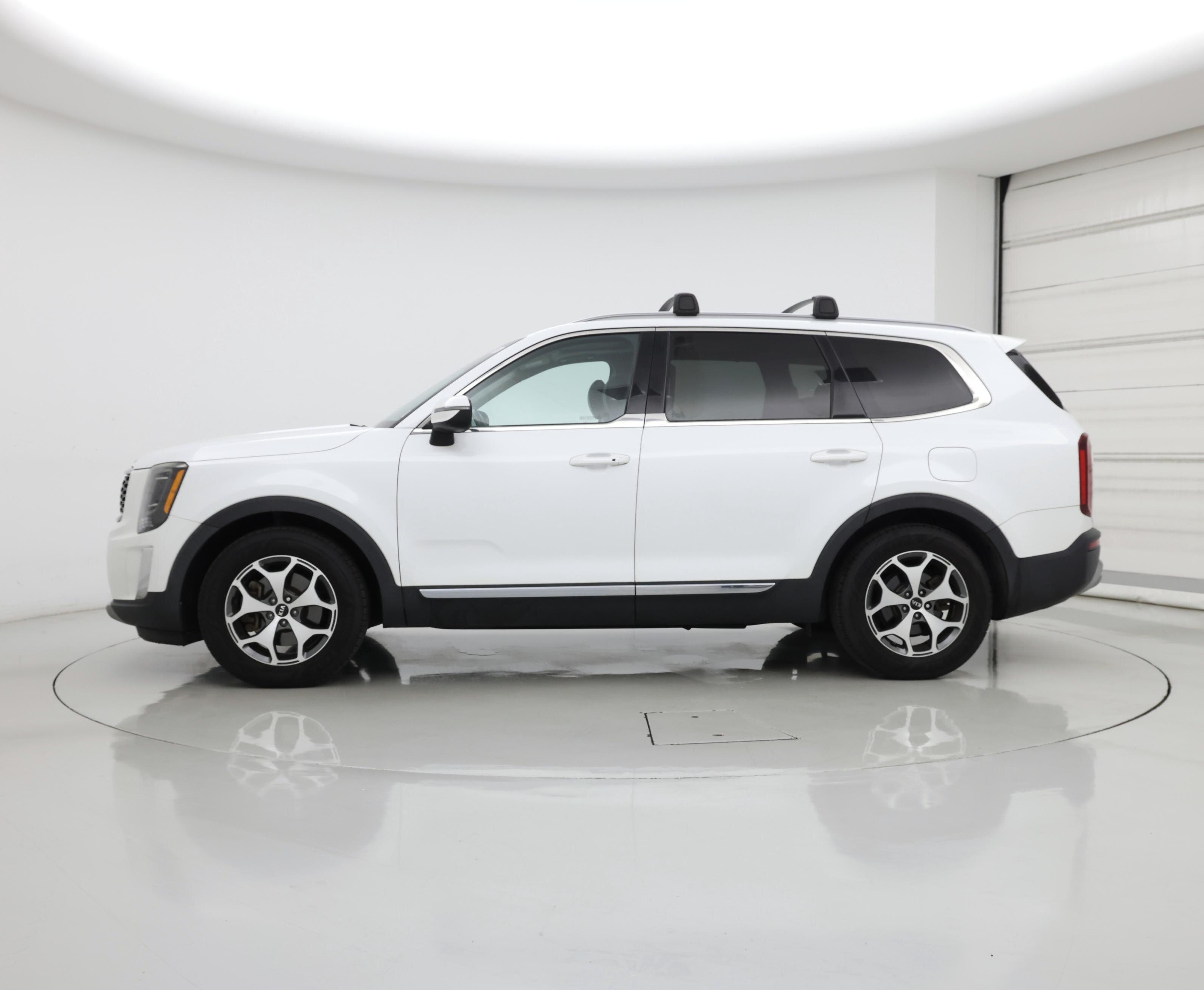 Thumbnail: 2020 Kia Telluride - 3