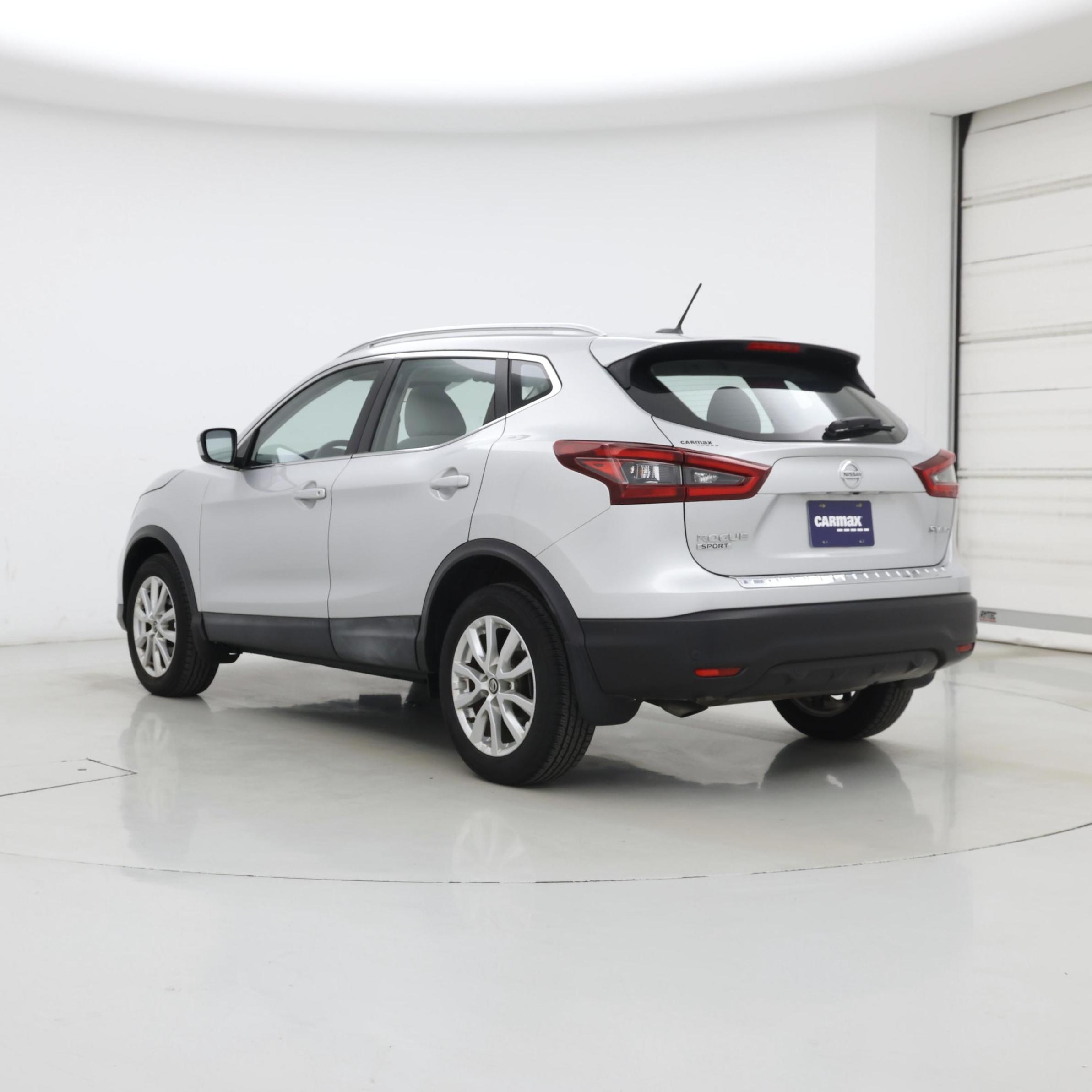 Thumbnail: 2020 Nissan Rogue Sport - 2