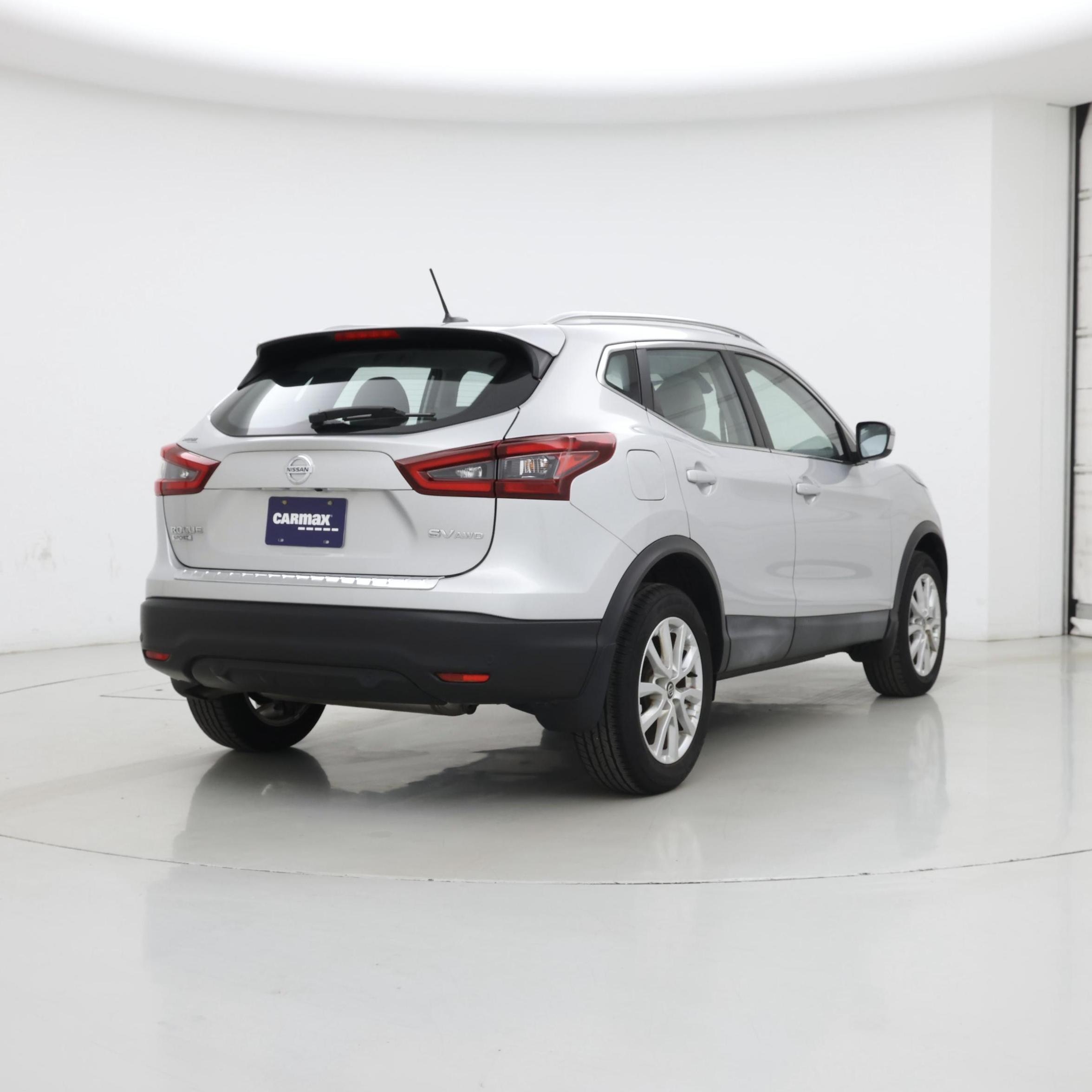 Thumbnail: 2020 Nissan Rogue Sport - 8