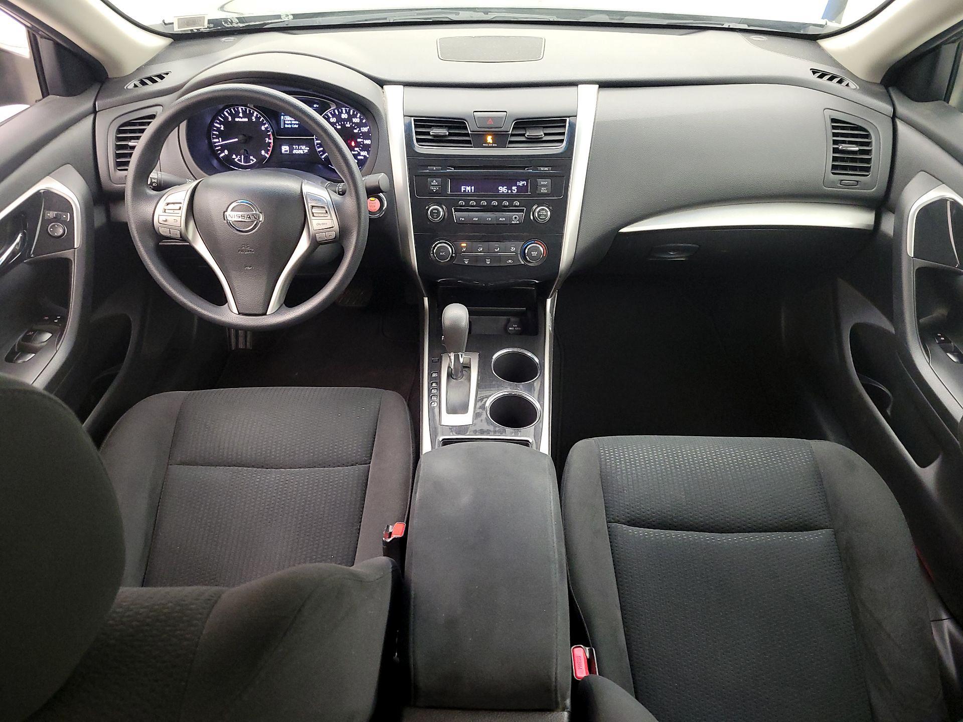Thumbnail: 2014 Nissan Altima - 9