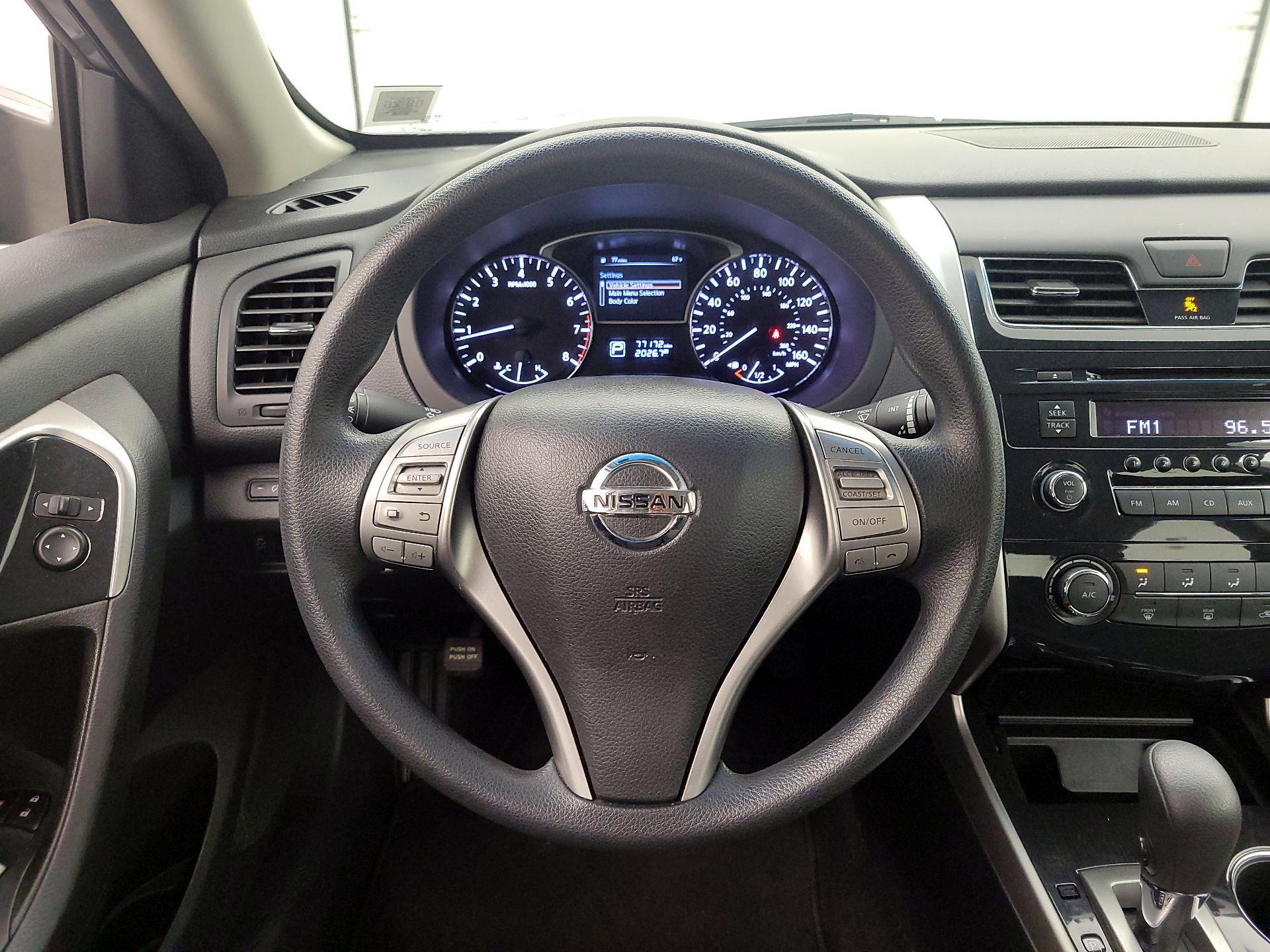 Thumbnail: 2014 Nissan Altima - 10