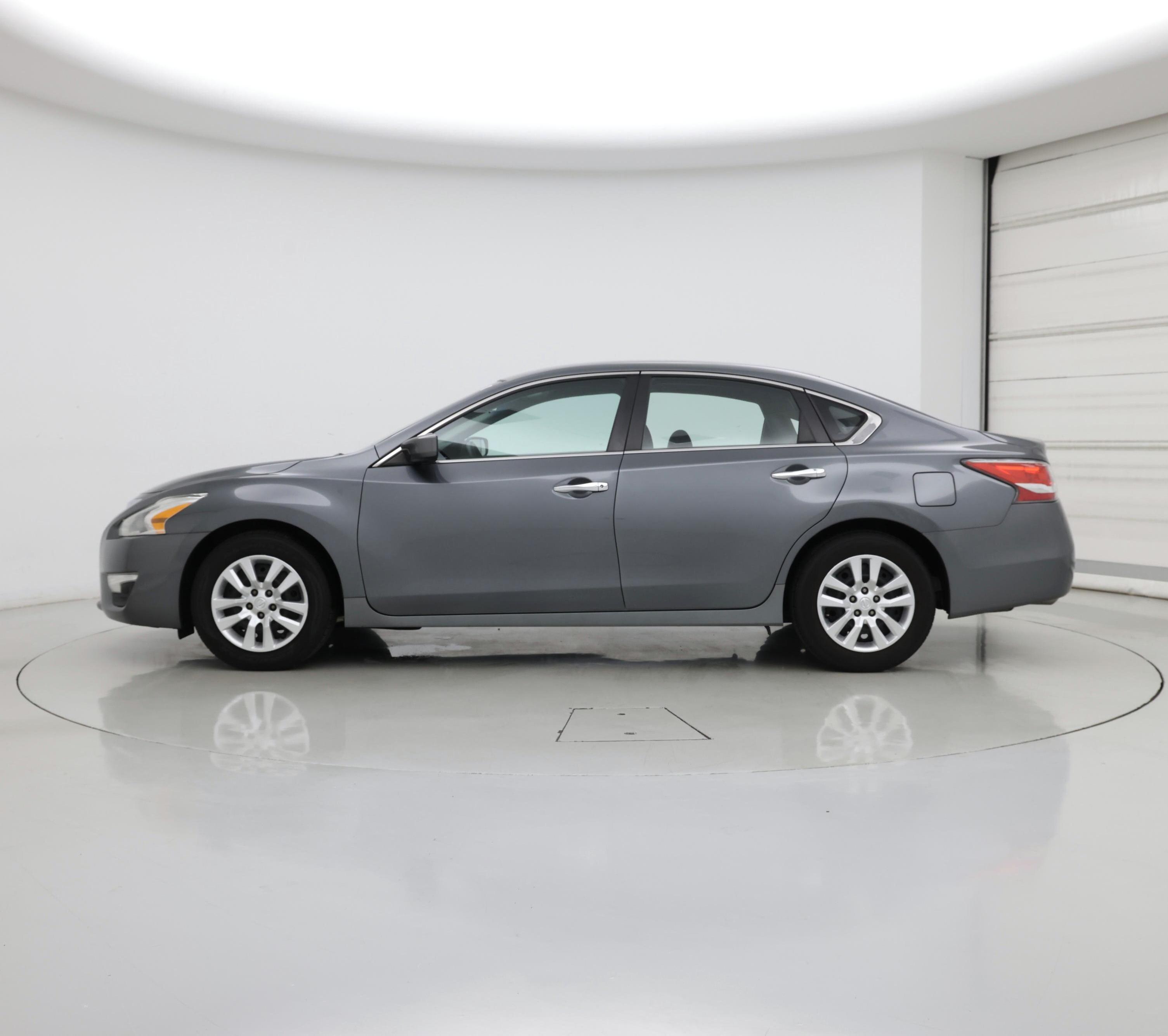 Thumbnail: 2014 Nissan Altima - 3