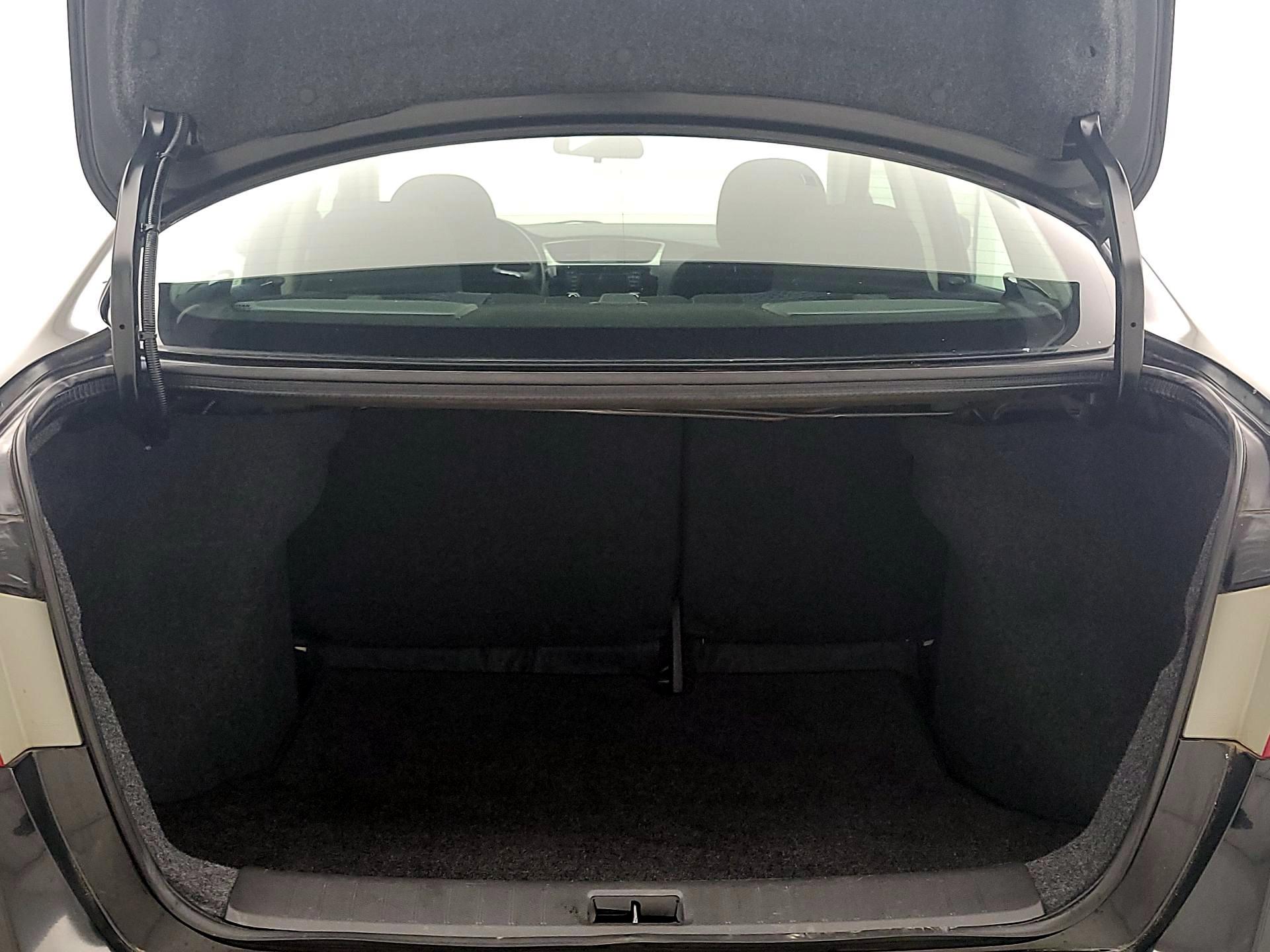 Thumbnail: 2018 Nissan Sentra - 20
