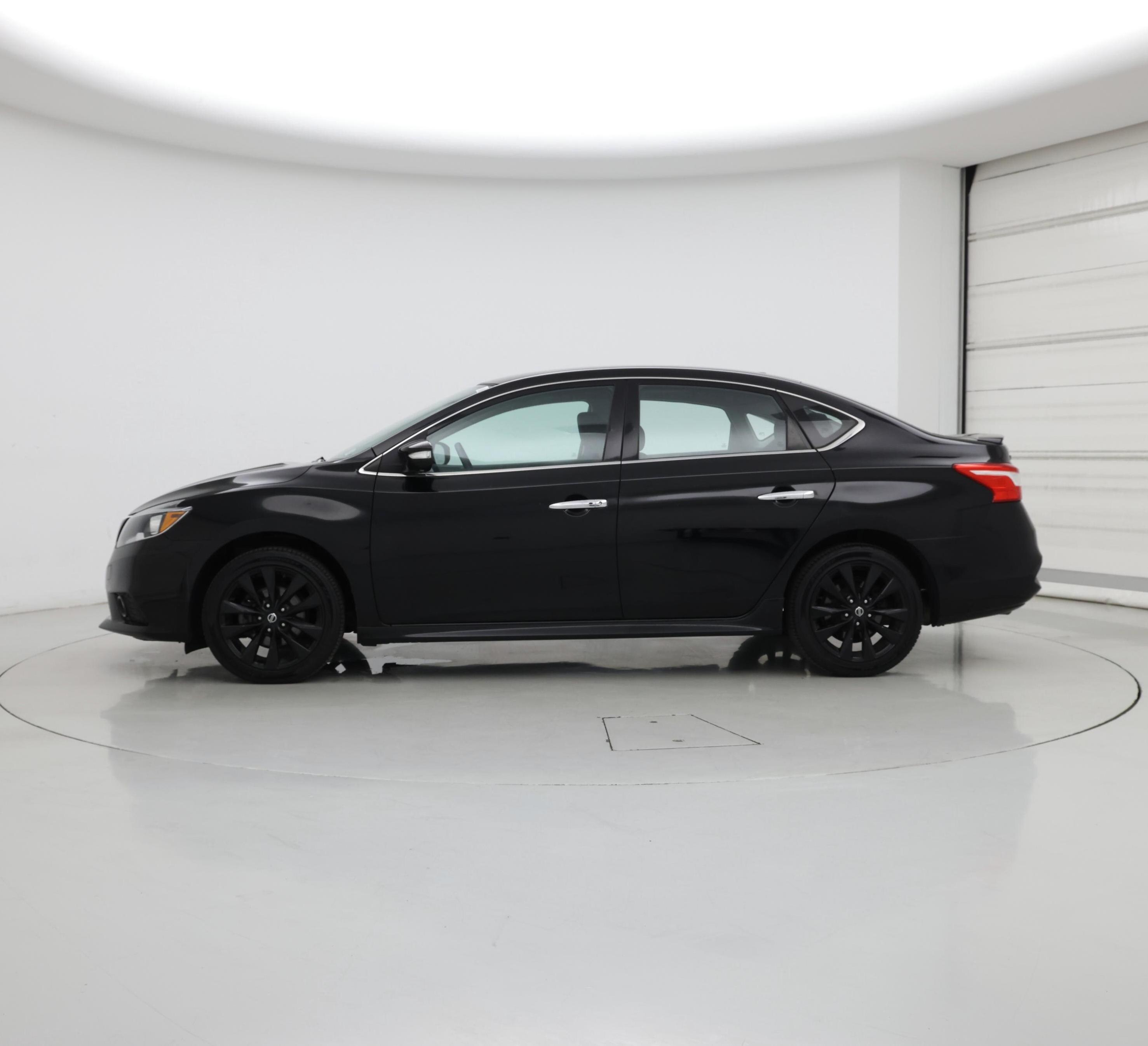 Thumbnail: 2018 Nissan Sentra - 3