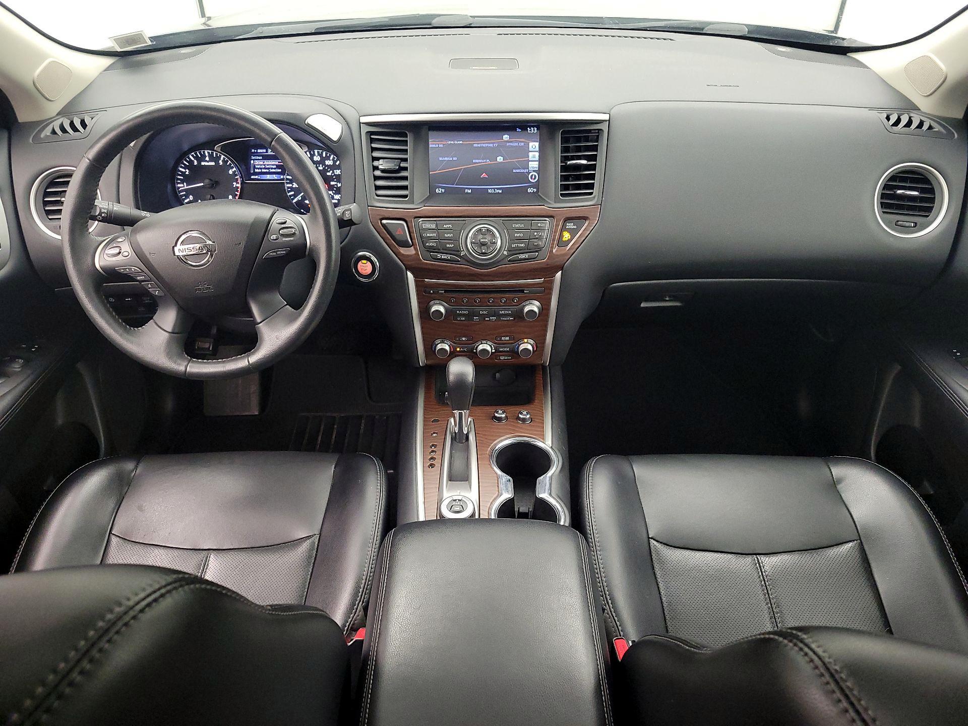 Thumbnail: 2017 Nissan Pathfinder - 9