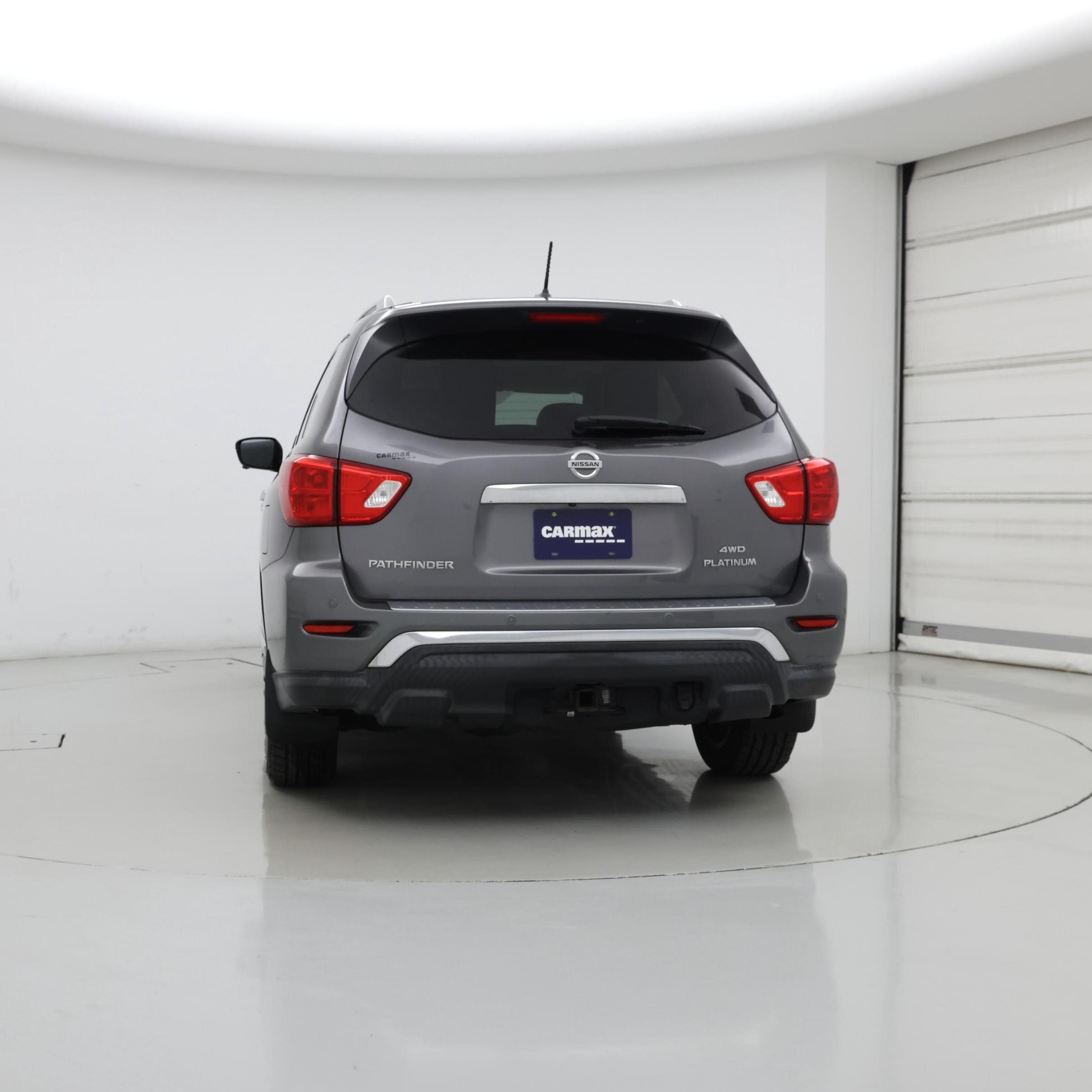 Thumbnail: 2017 Nissan Pathfinder - 6