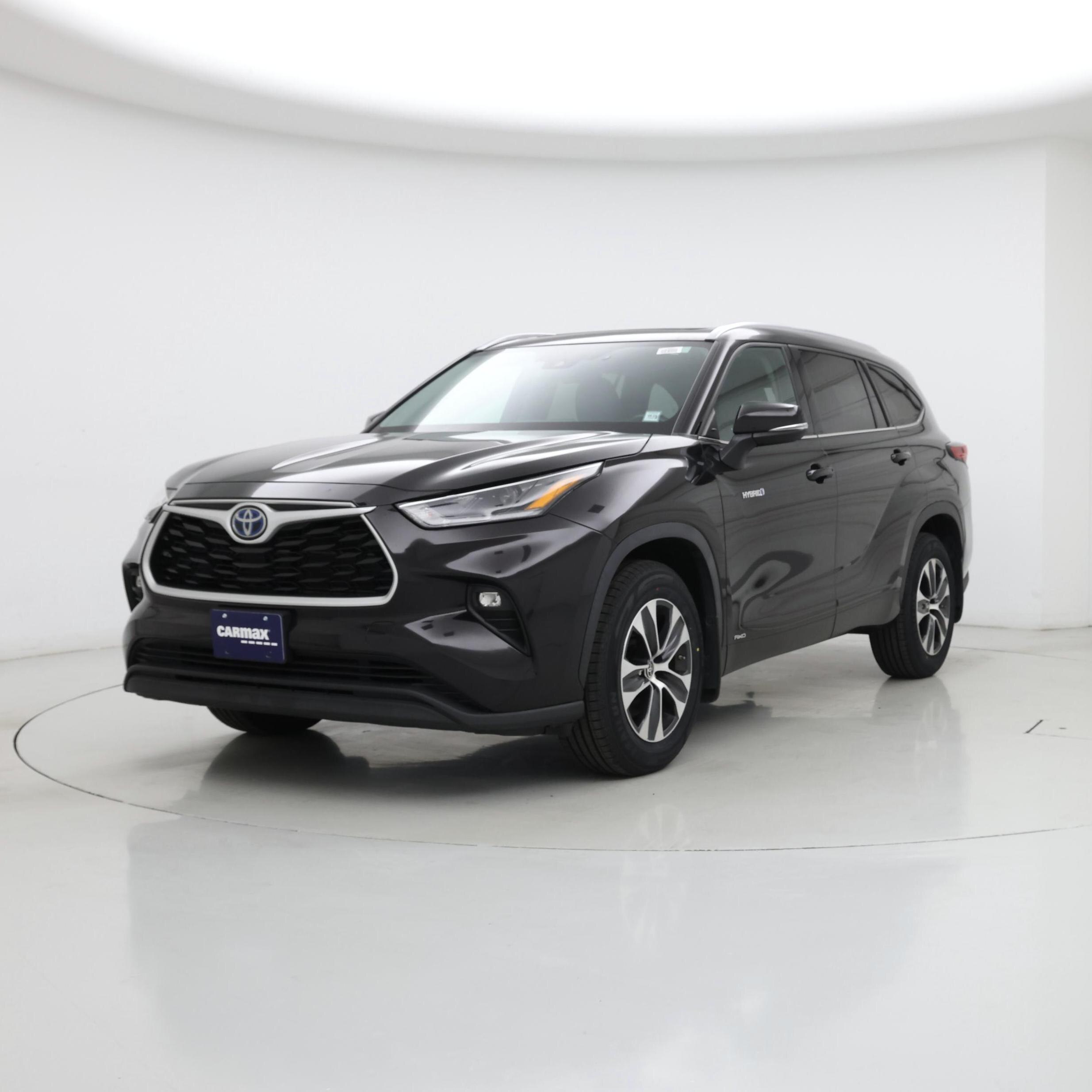 Thumbnail: 2021 Toyota Highlander - 4