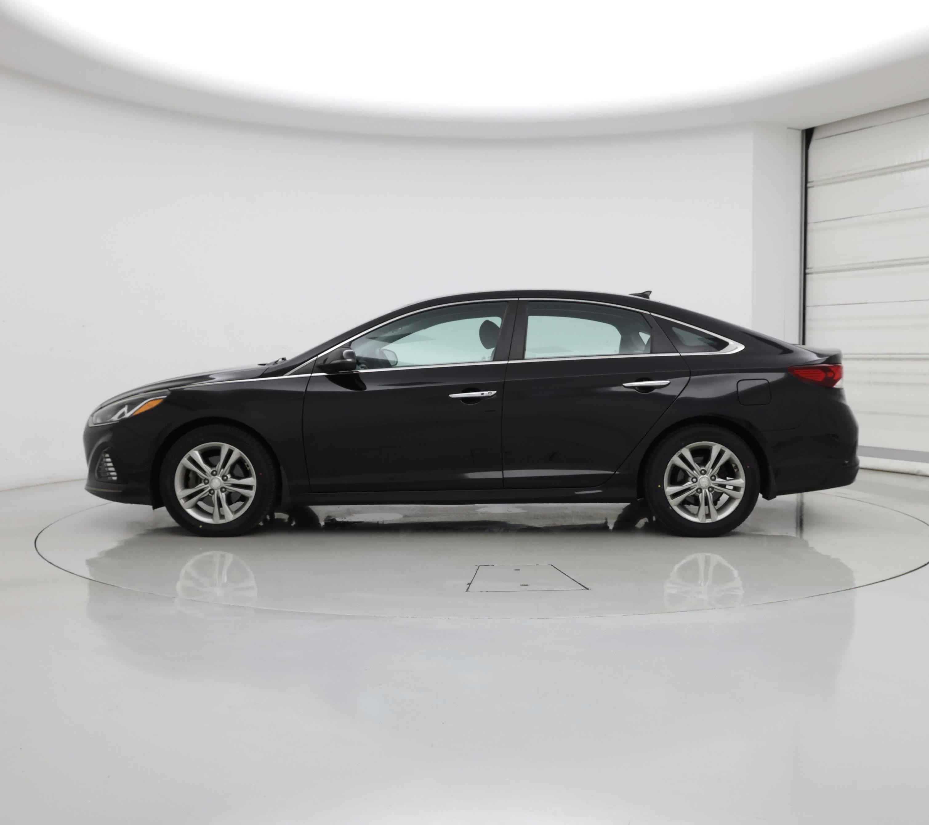 Thumbnail: 2019 Hyundai Sonata - 3