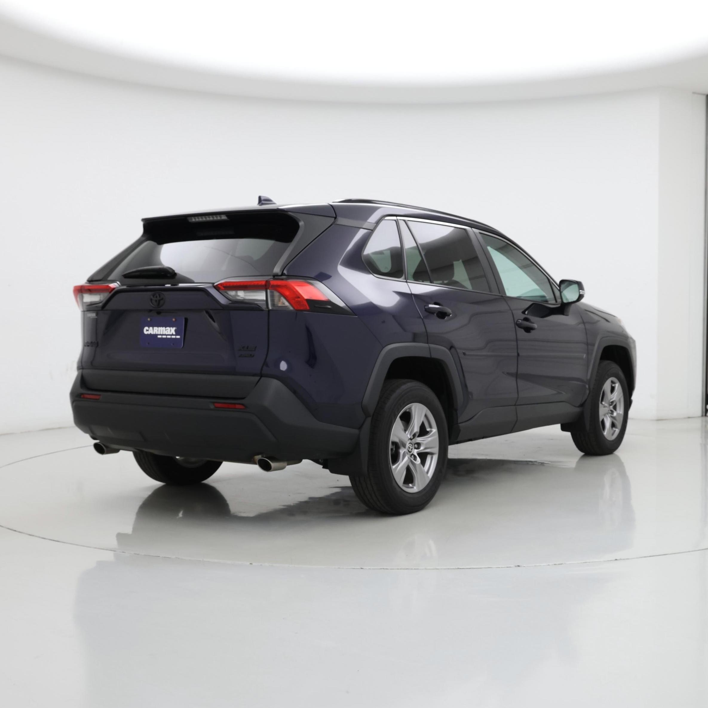 Thumbnail: 2022 Toyota RAV4 - 8