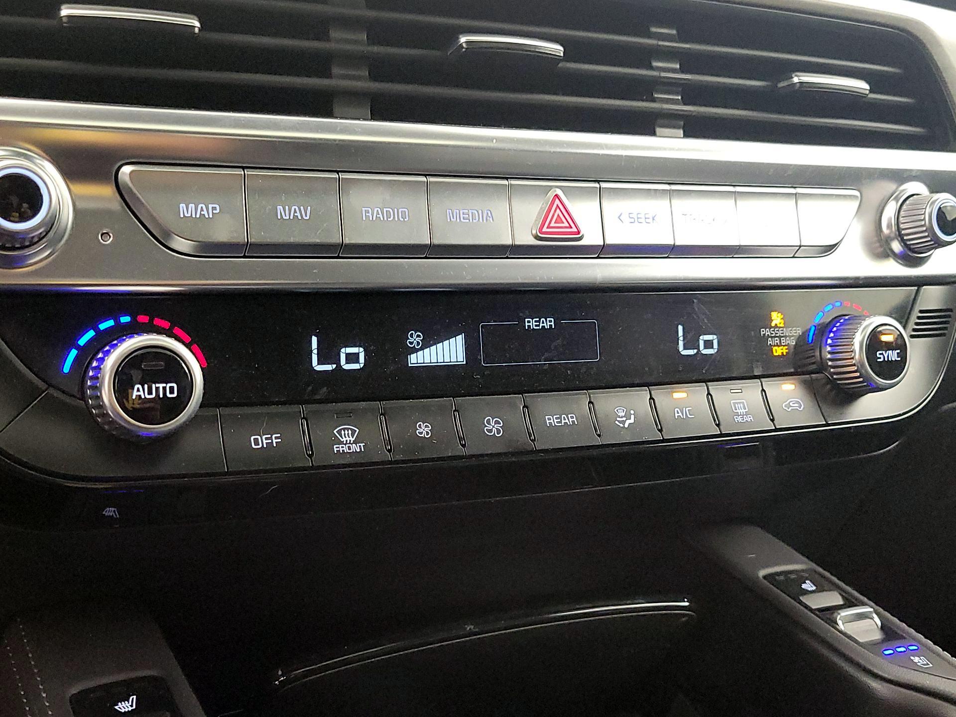 Thumbnail: 2022 Kia Telluride - 17