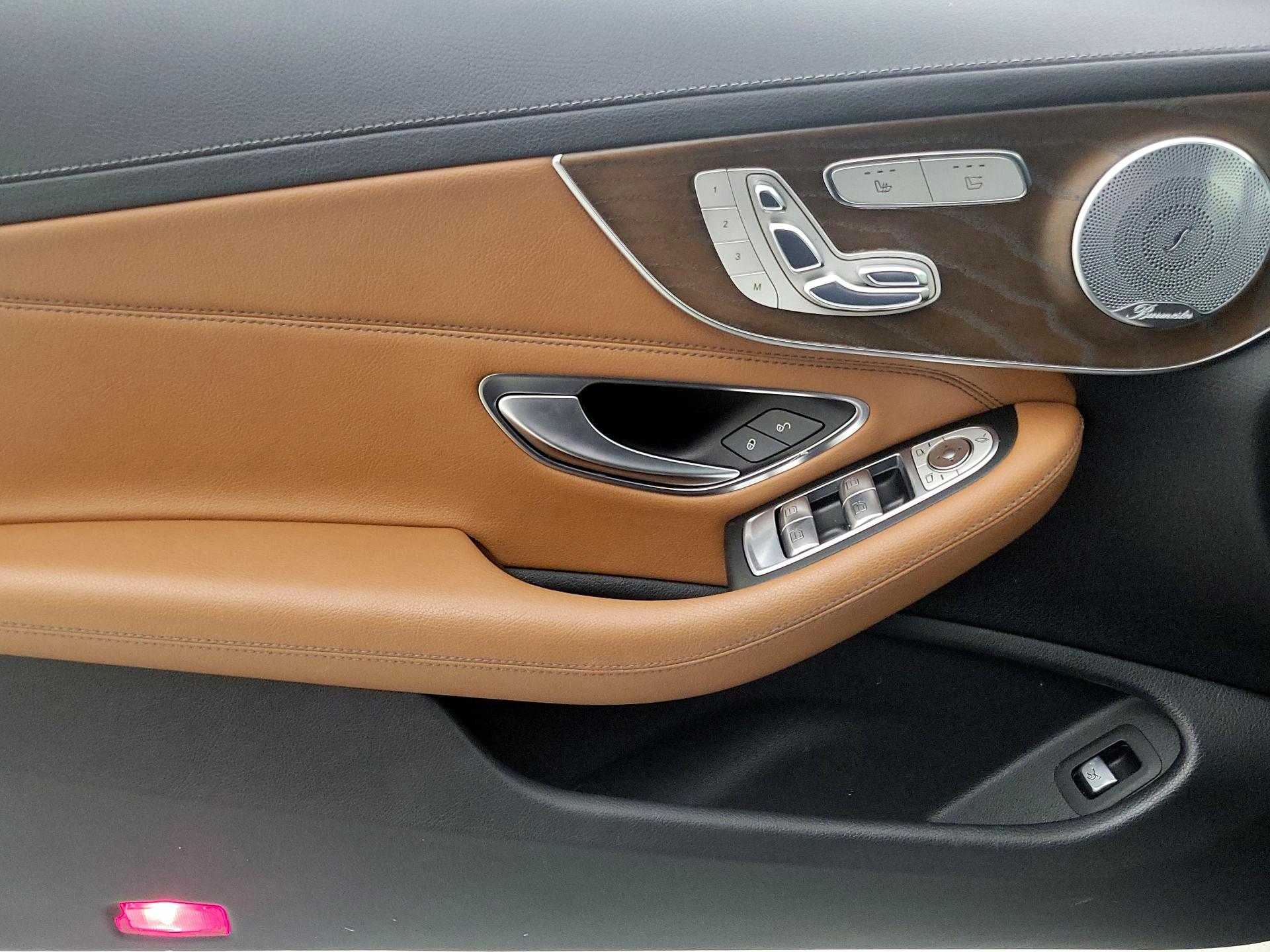 Thumbnail: 2017 Mercedes-Benz C-Class - 12