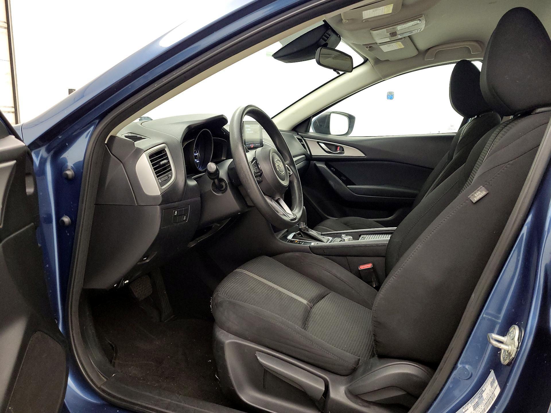 Thumbnail: 2018 Mazda Mazda3 - 11