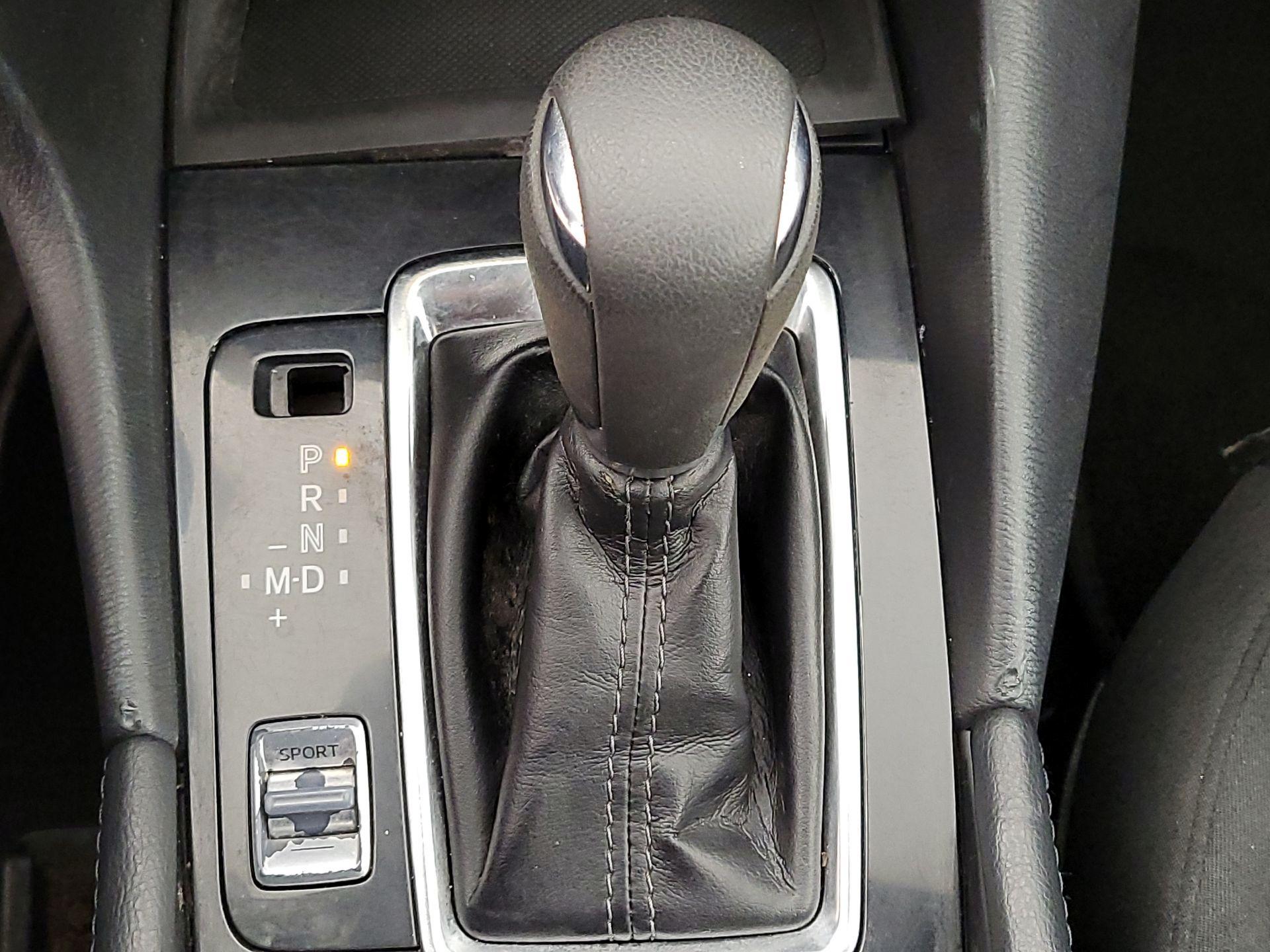 Thumbnail: 2018 Mazda Mazda3 - 17