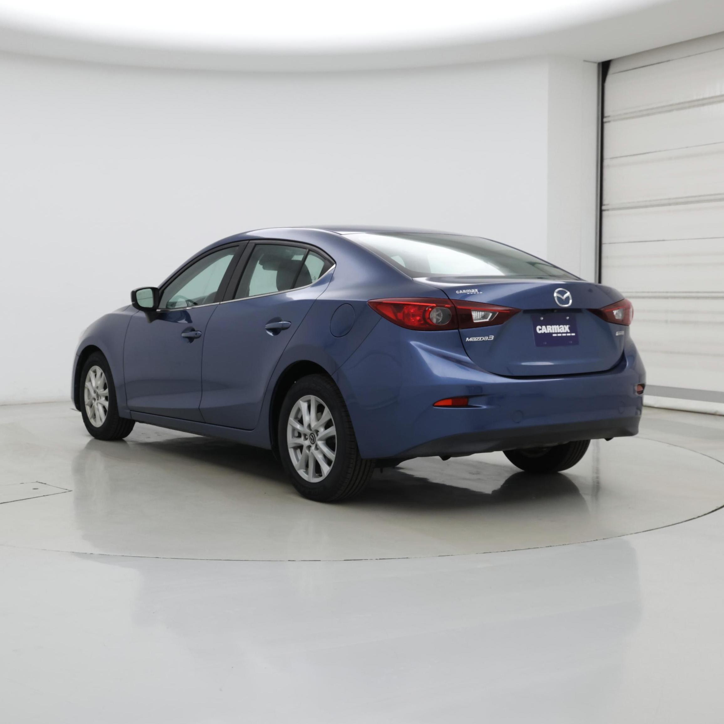 Thumbnail: 2018 Mazda Mazda3 - 2