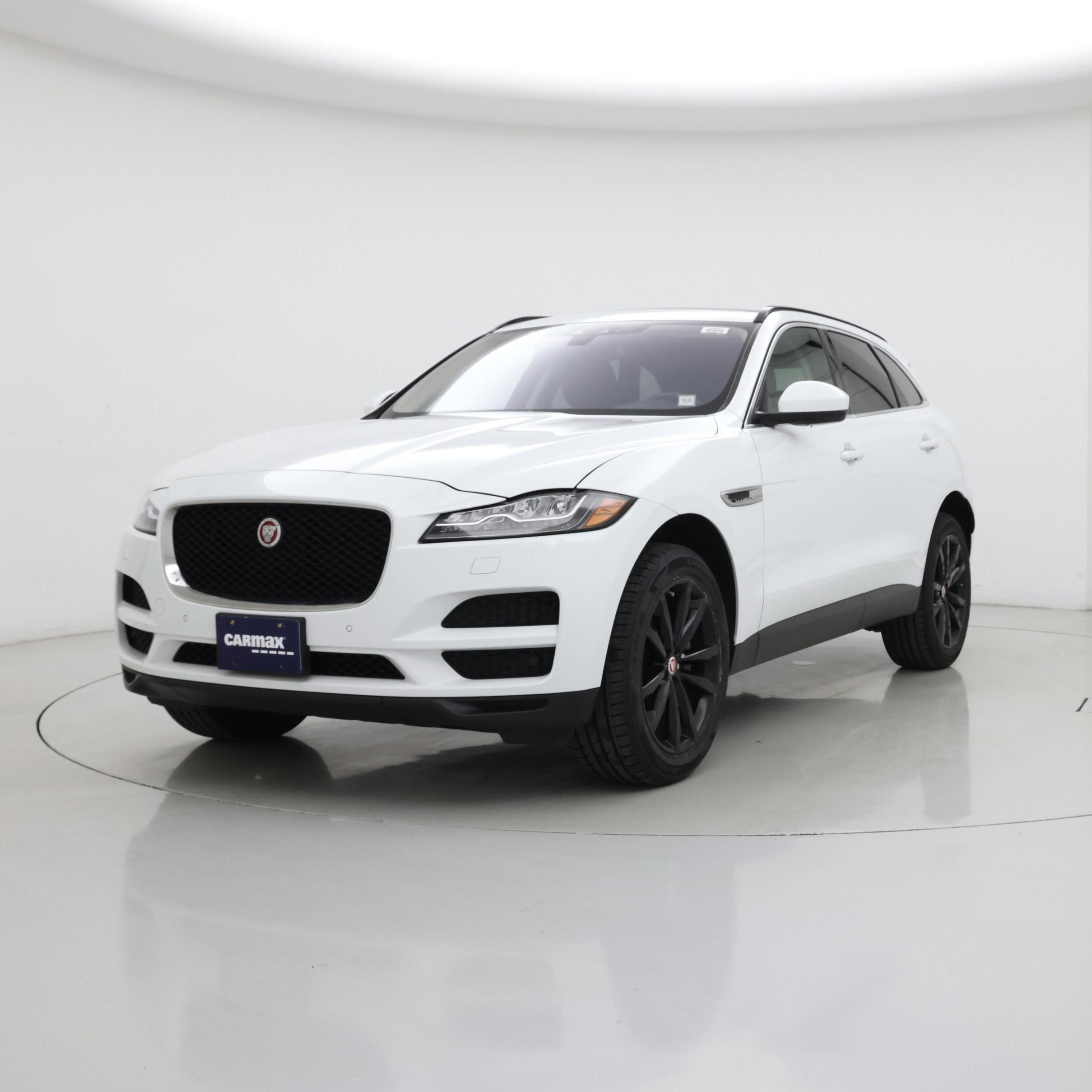 Thumbnail: 2017 Jaguar F-Pace - 4