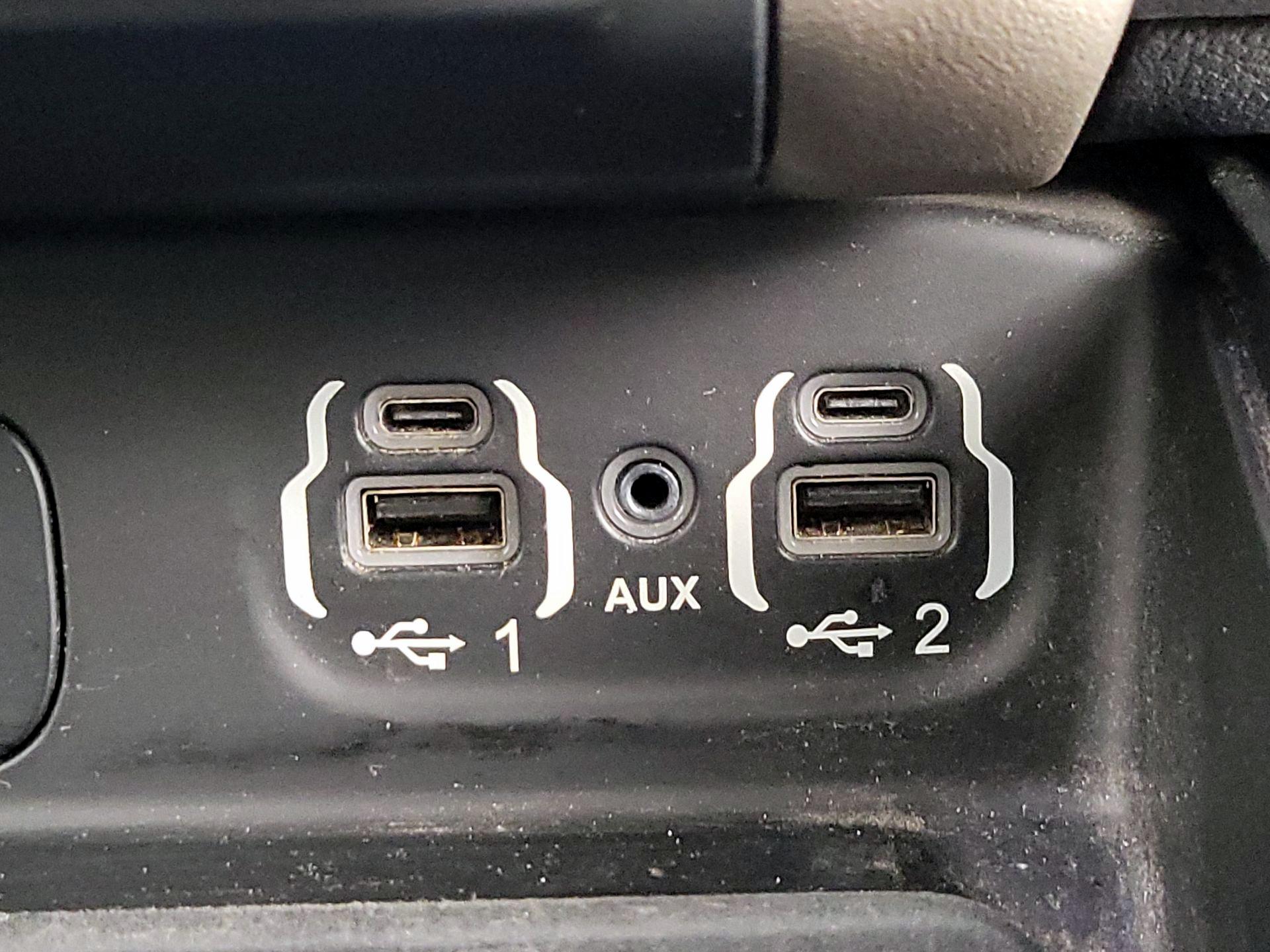 Thumbnail: 2019 RAM 1500 - 19
