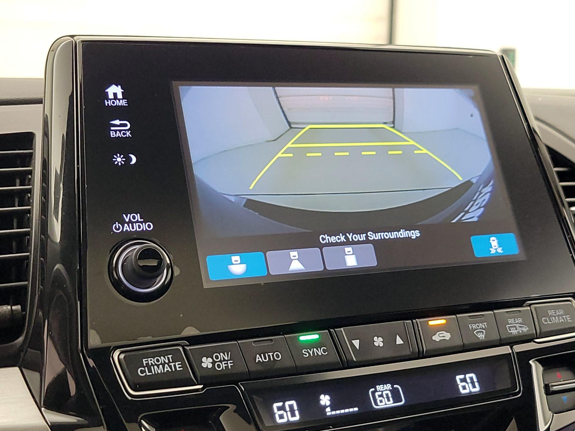 Thumbnail: 2019 Honda Odyssey - 14