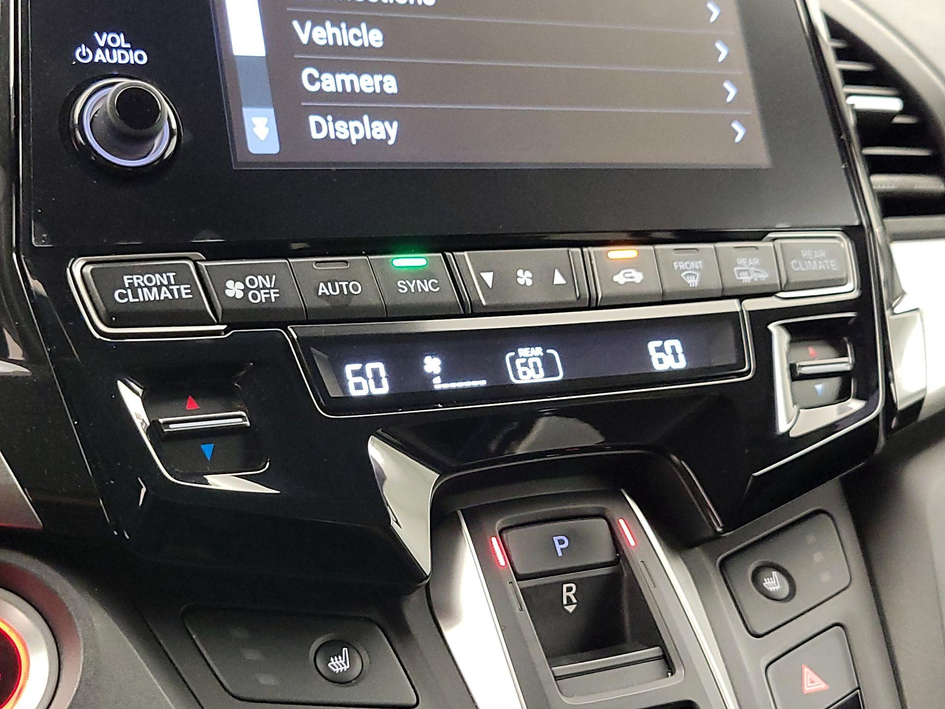 Thumbnail: 2019 Honda Odyssey - 16