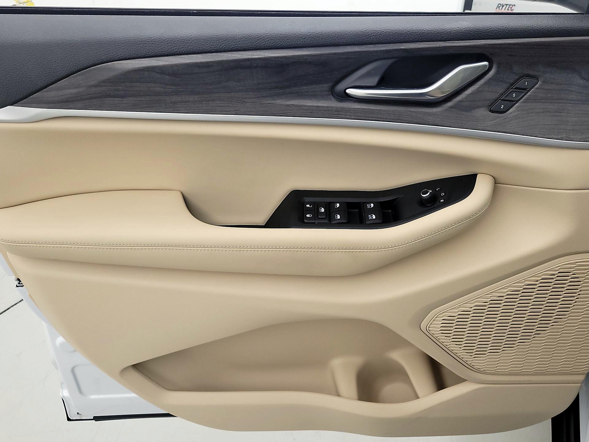 Thumbnail: 2025 Jeep Grand Cherokee - 12