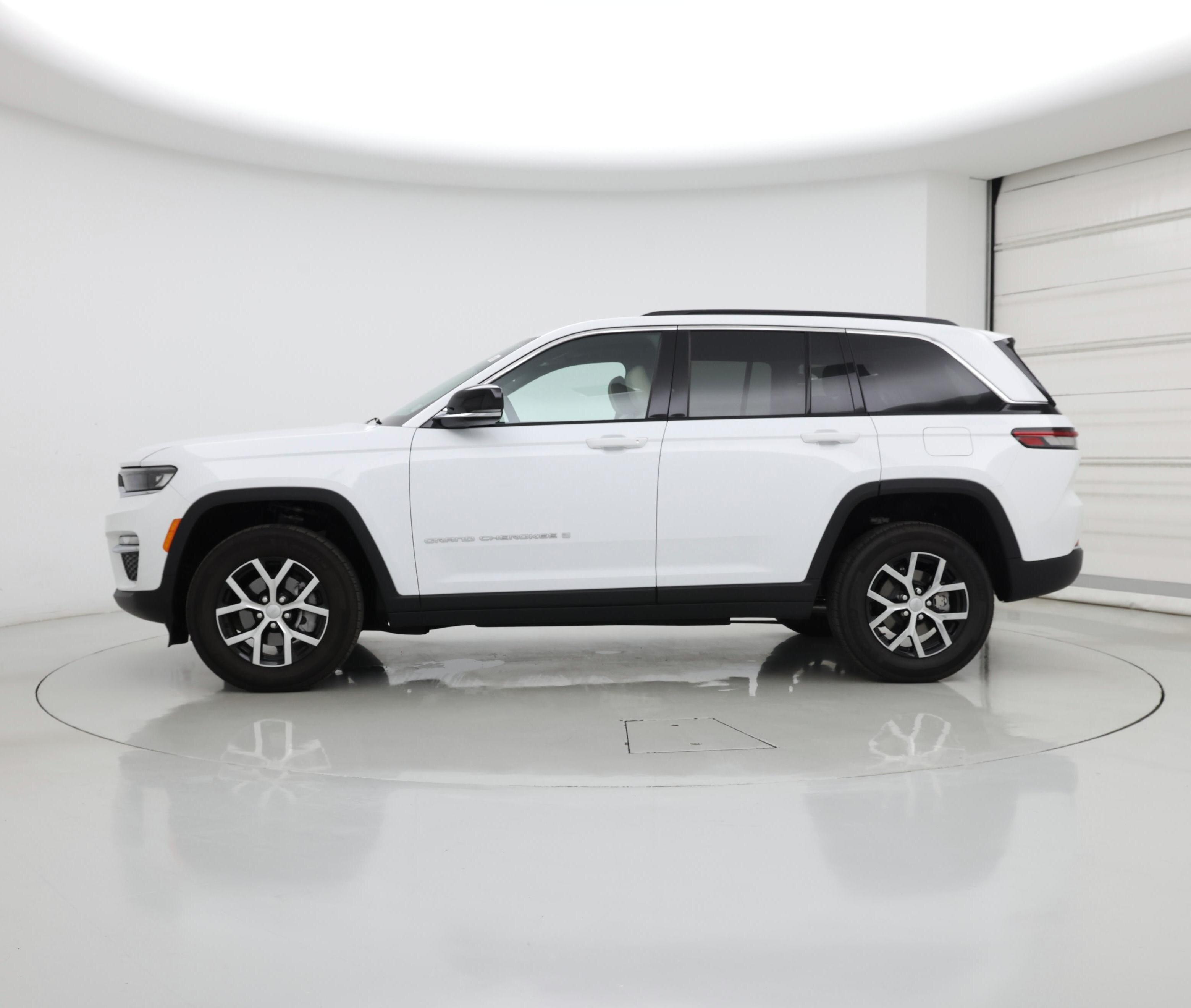 Thumbnail: 2025 Jeep Grand Cherokee - 3