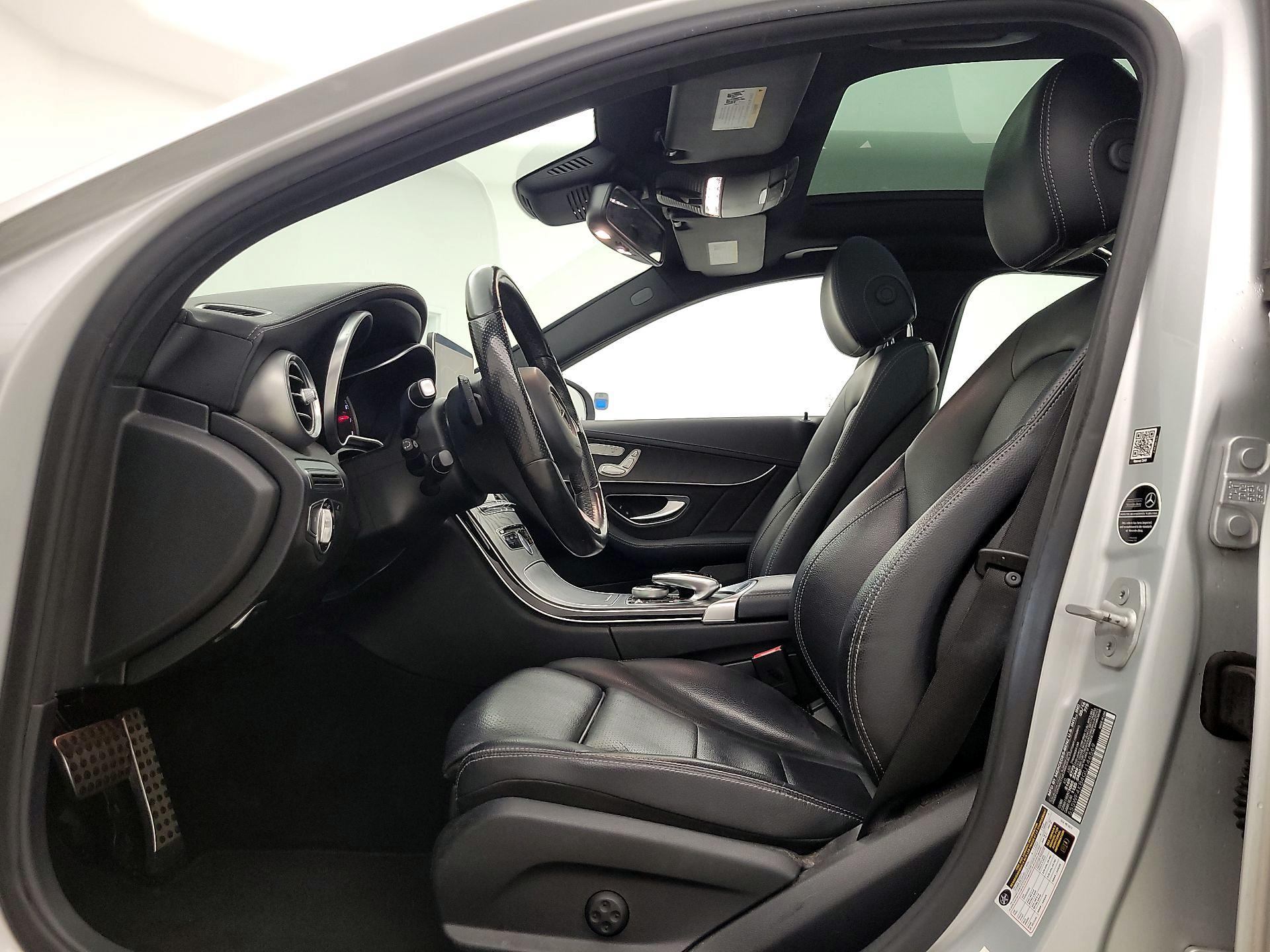 Thumbnail: 2016 Mercedes-Benz C-Class - 11